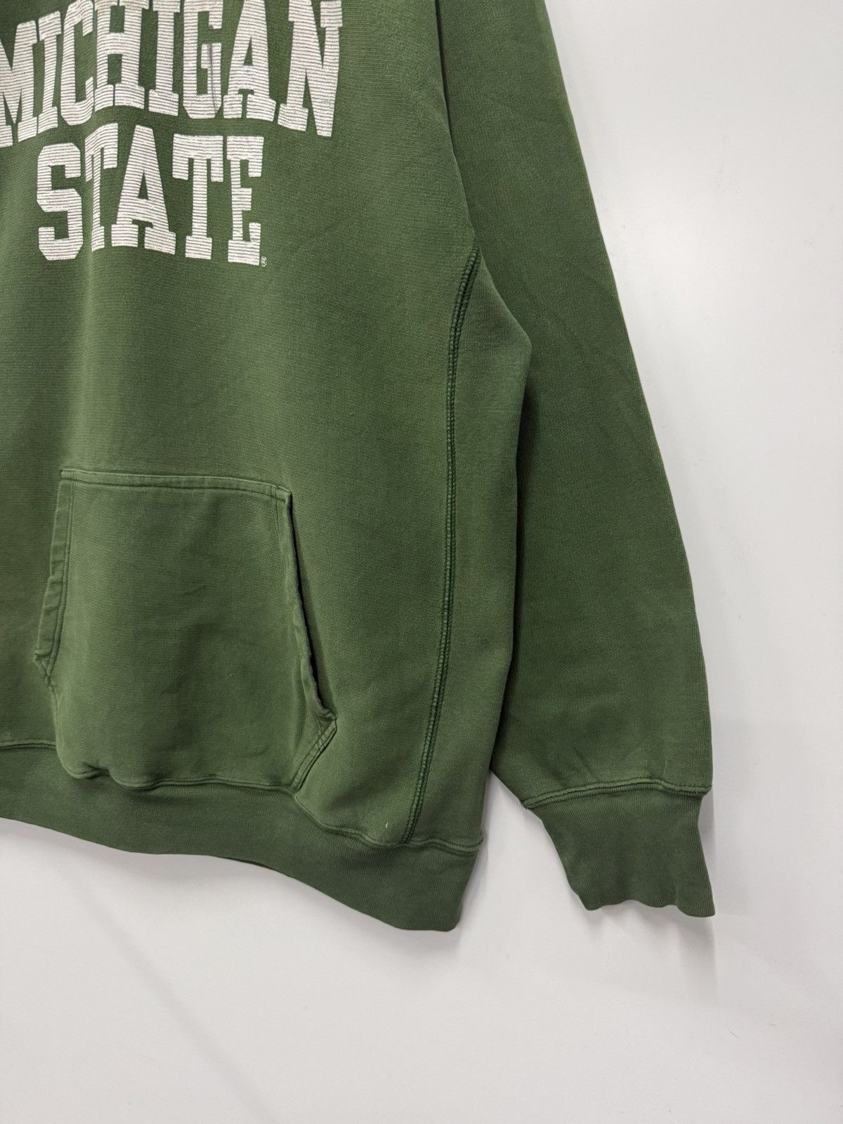 Steve And Barrys 🔥 Vtg Y2K Steve & Barrys MICHIGAN COLLEGE LOGO HOODIES - L Size US L / EU 52-54 / 3 - 2 Thumbnail