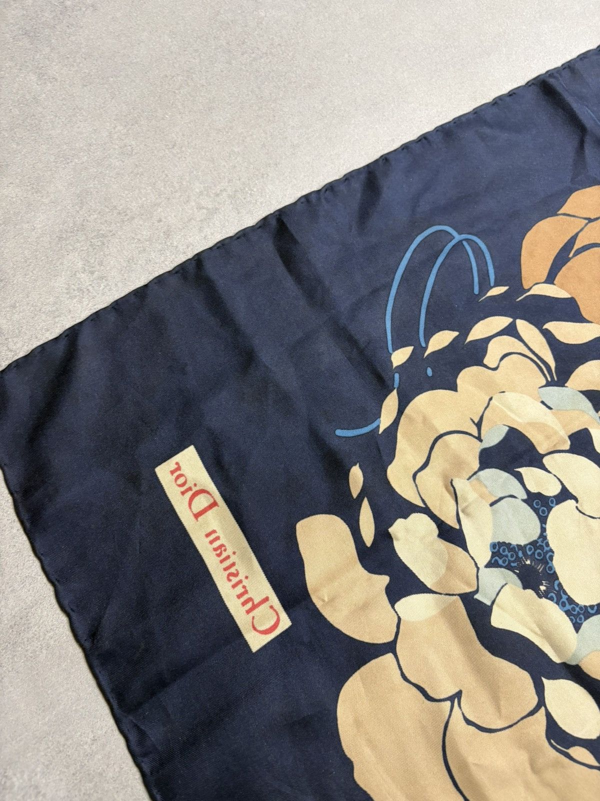 Christian Dior Monsieur Vintage Christian Dior Silk Scarf Floral Navy 76x76 Square Size ONE SIZE - 16 Thumbnail