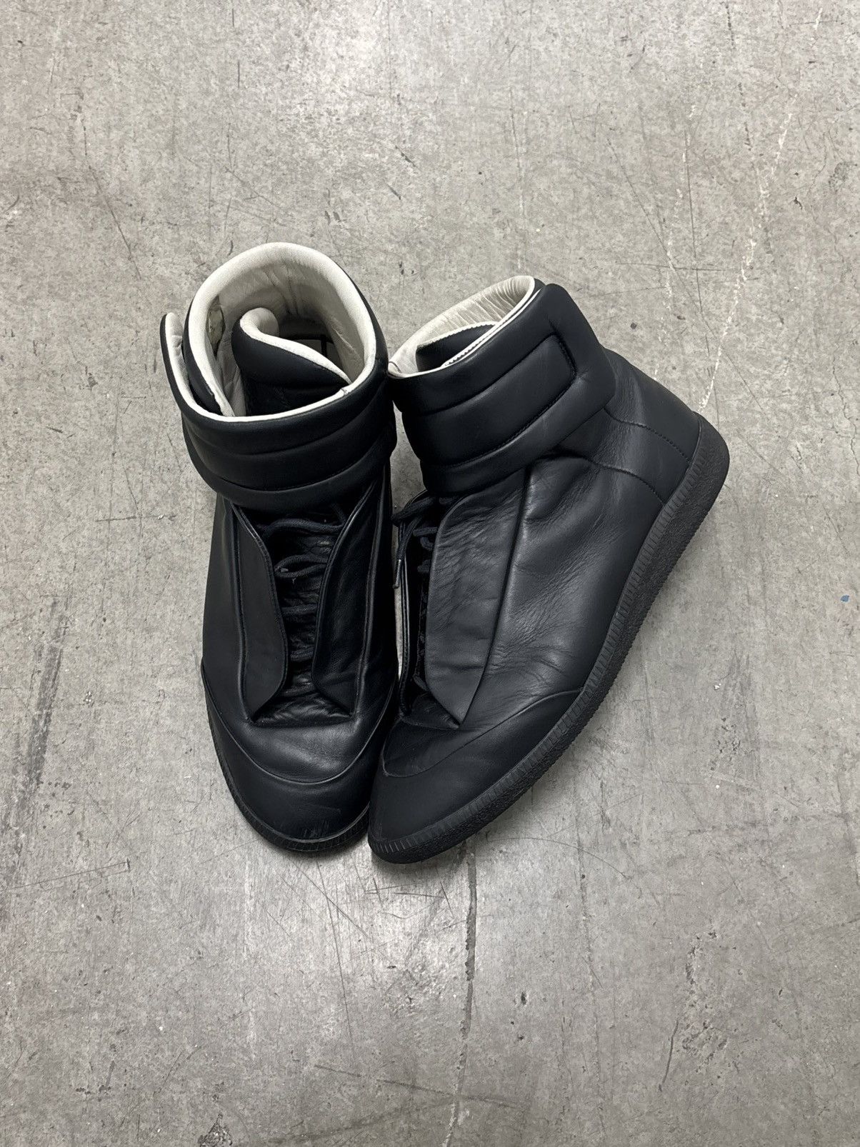 Maison Margiela Maison Margiela Futures Size US 9.5 / EU 42-43 - 1 Thumbnail