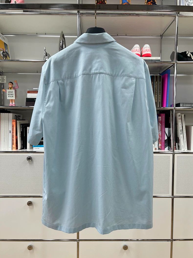 Louis Vuitton Louis Vuitton Sky blue beaded logo short sleeve shirt Size US L / EU 52-54 / 3 - 4 Thumbnail