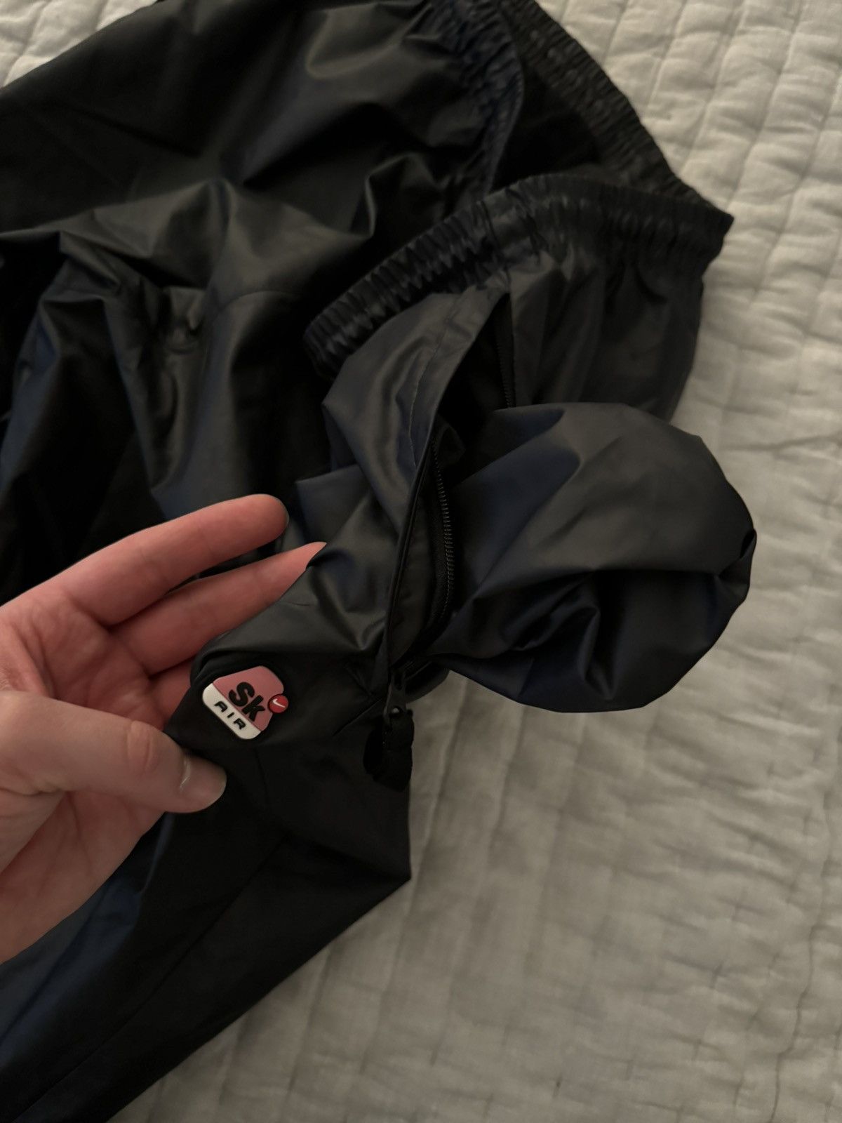 Nike × Nike ACG Nike Pants Men Medium Black Mesh Lined Track Pants Ankle Zip Size US 33 - 4 Thumbnail