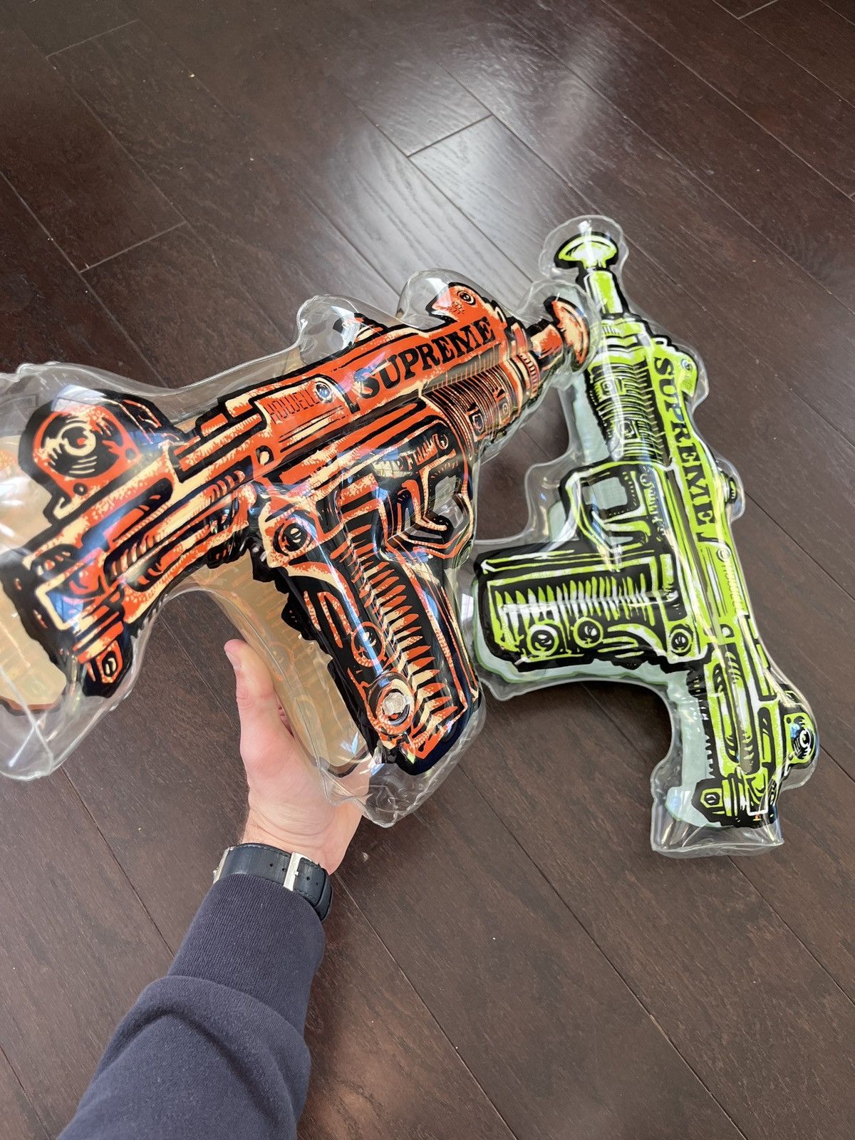Supreme Supreme Inflatable Toy Uzi Pair Size ONE SIZE - 3 Thumbnail