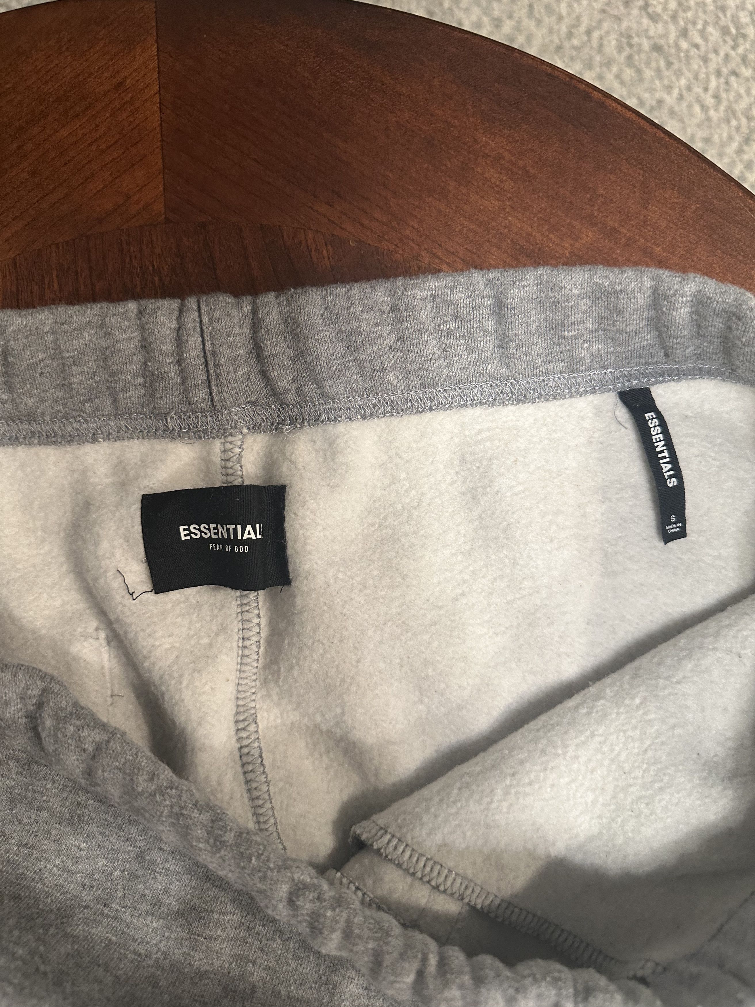 Essentials Sweatpant Size US 30 / EU 46 - 5 Thumbnail