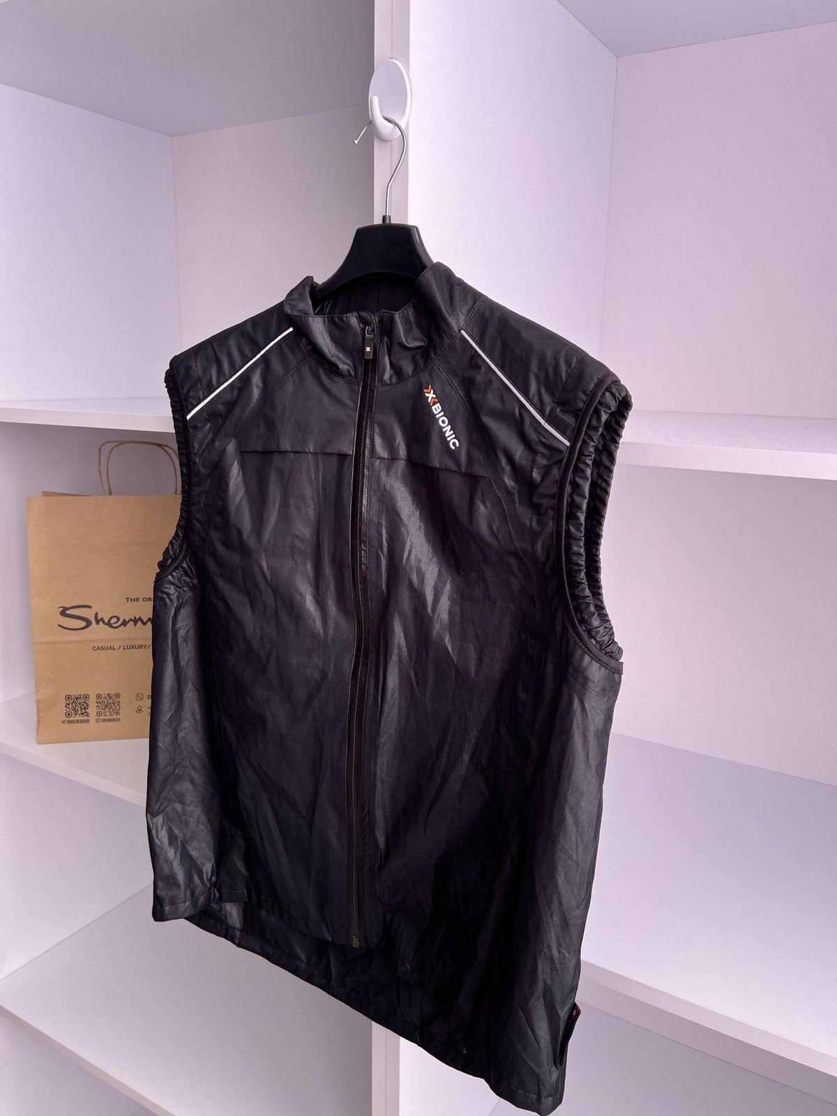 Vintage Vintage X Bionic Travel 3D EVO Black Vest Size US L / EU 52-54 / 3 - 8 Thumbnail