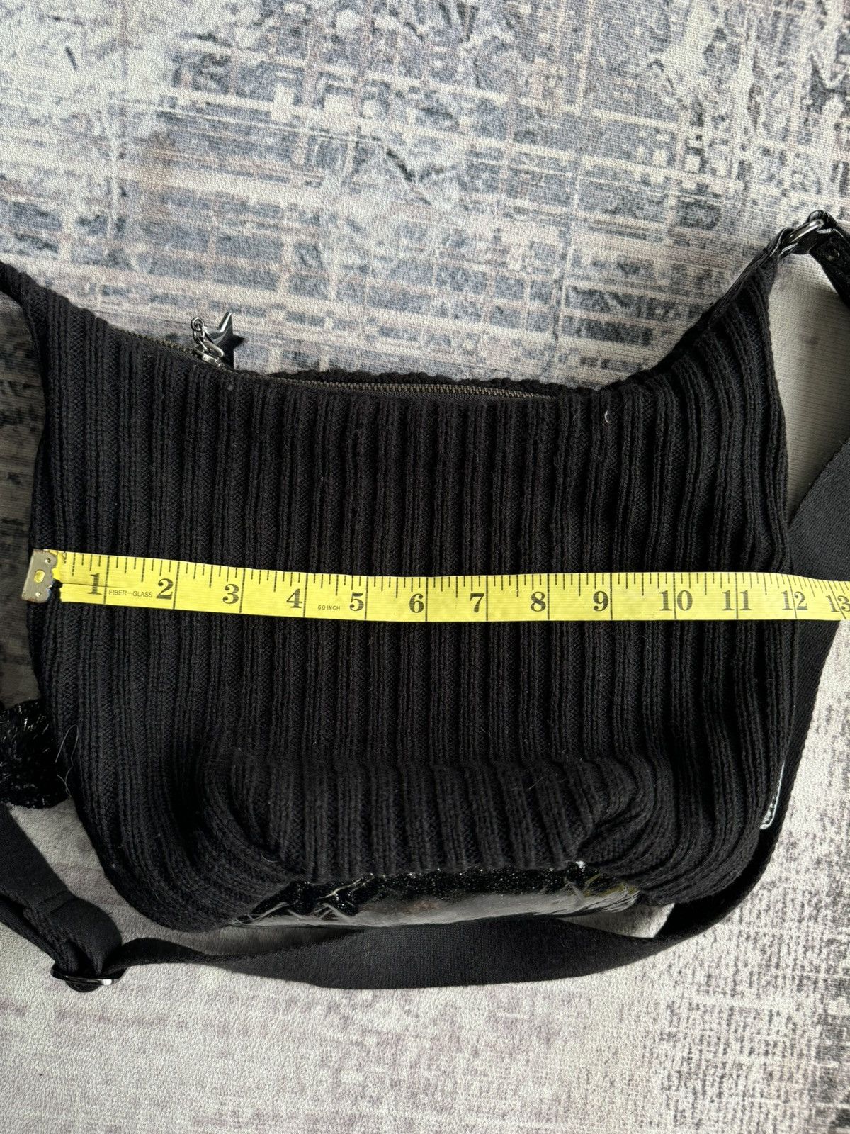 agnes b. Agnes B. Punk Skulls Poem Riot Y2K Sling Bag Size ONE SIZE - 8 Thumbnail