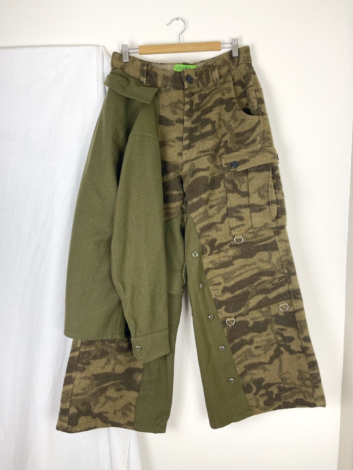 Chorley Deconstructed military baggy wool camo cargo pants d ring Size US 34 / EU 50 - 2 Thumbnail