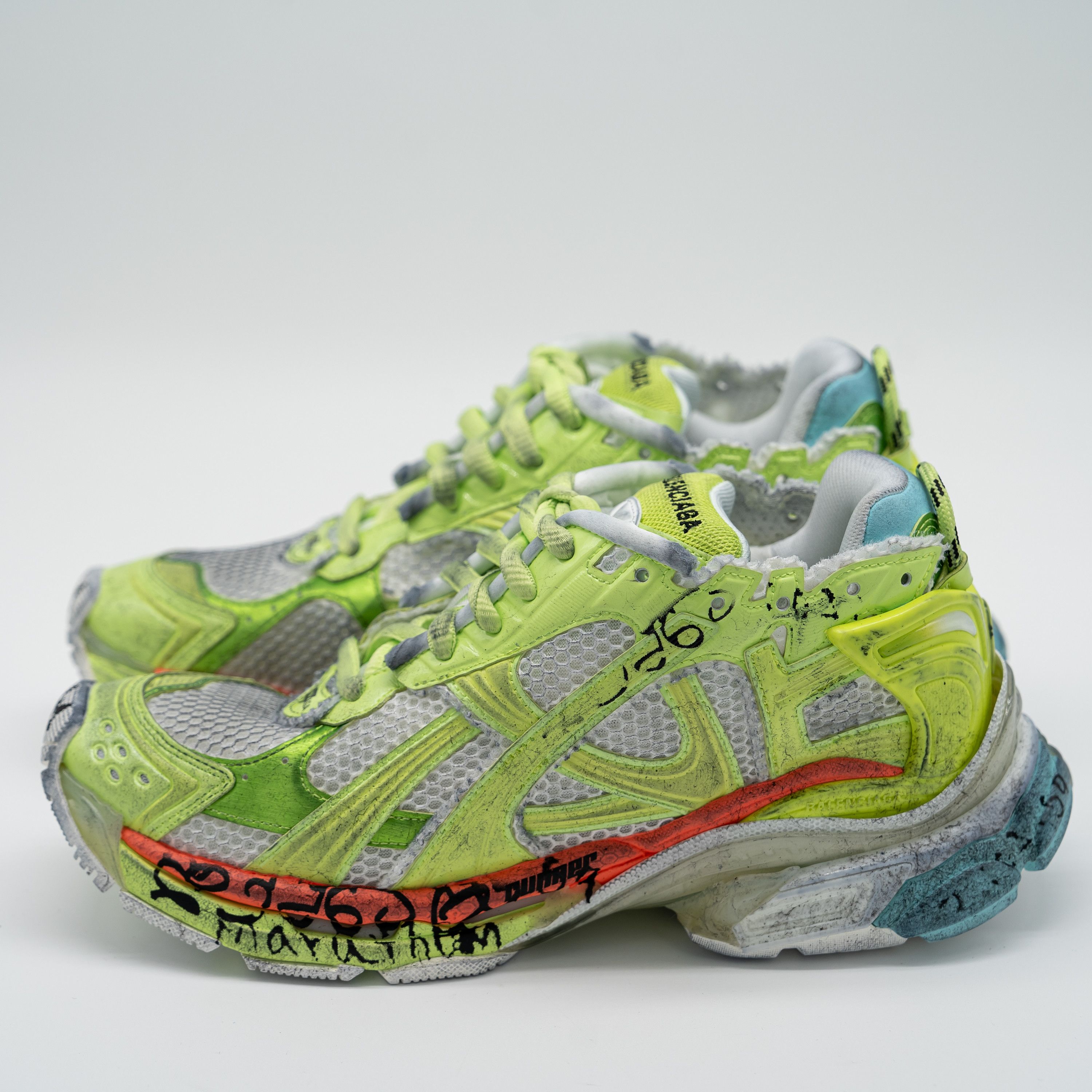 Balenciaga 41eu 8 US Balenciaga Runner Sneakers White Neon Green Yellow Size US 8 / EU 41 - 4 Thumbnail