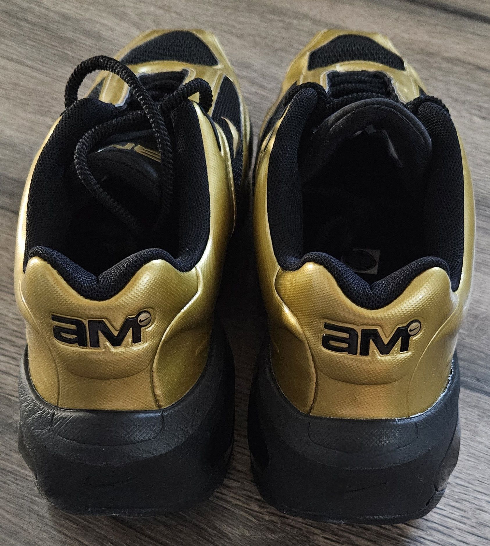 Nike Nike Womens Air Max Muse Metallic Gold & Black Shoes 10.5 Size US 10.5 / IT 40.5 - 2 Thumbnail