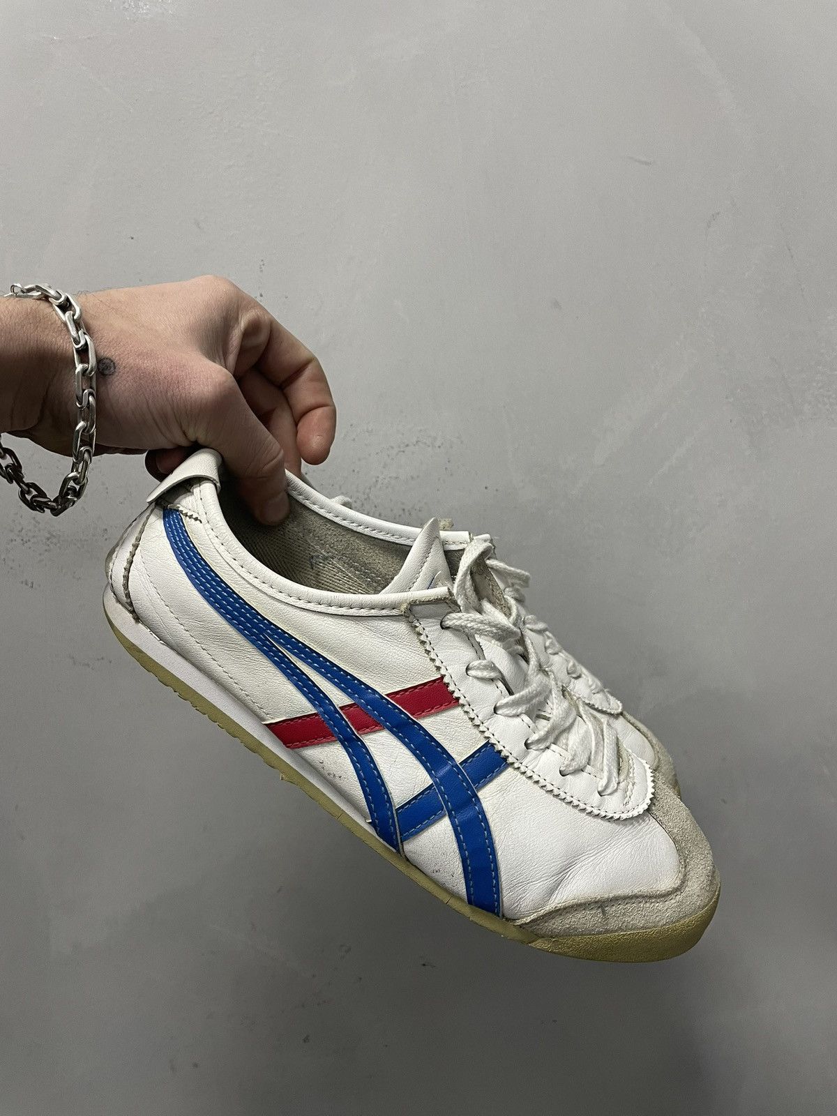 Onitsuka Tiger Tiger onitsuka kill bill style asics low sneakers y2k Size US 7 / EU 40 - 2 Thumbnail