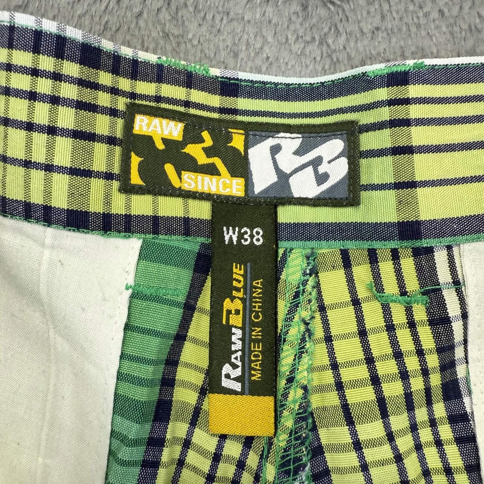 Other Raw Blue Men's Green & White Plaid Cargo Shorts Size US 38 / EU 54 - 3 Thumbnail