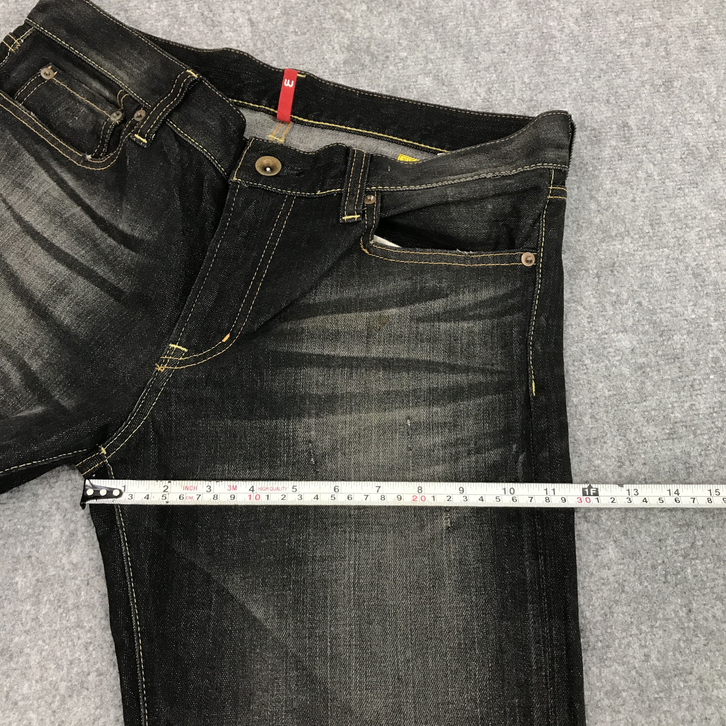 Jun Takahashi × Uniqlo JAPAN BLACK DENIM UNIQLO DISTRESSED DENIM PANTS Size US 34 / EU 50 - 11 Thumbnail
