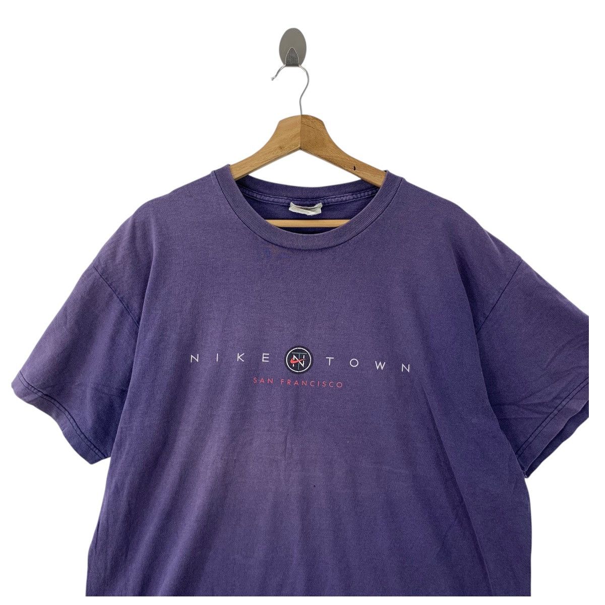 Nike Vintage NIKE TOWN SAN FRANCISCO Natural Faded Tee Shirt Top Size US L / EU 52-54 / 3 - 2 Thumbnail