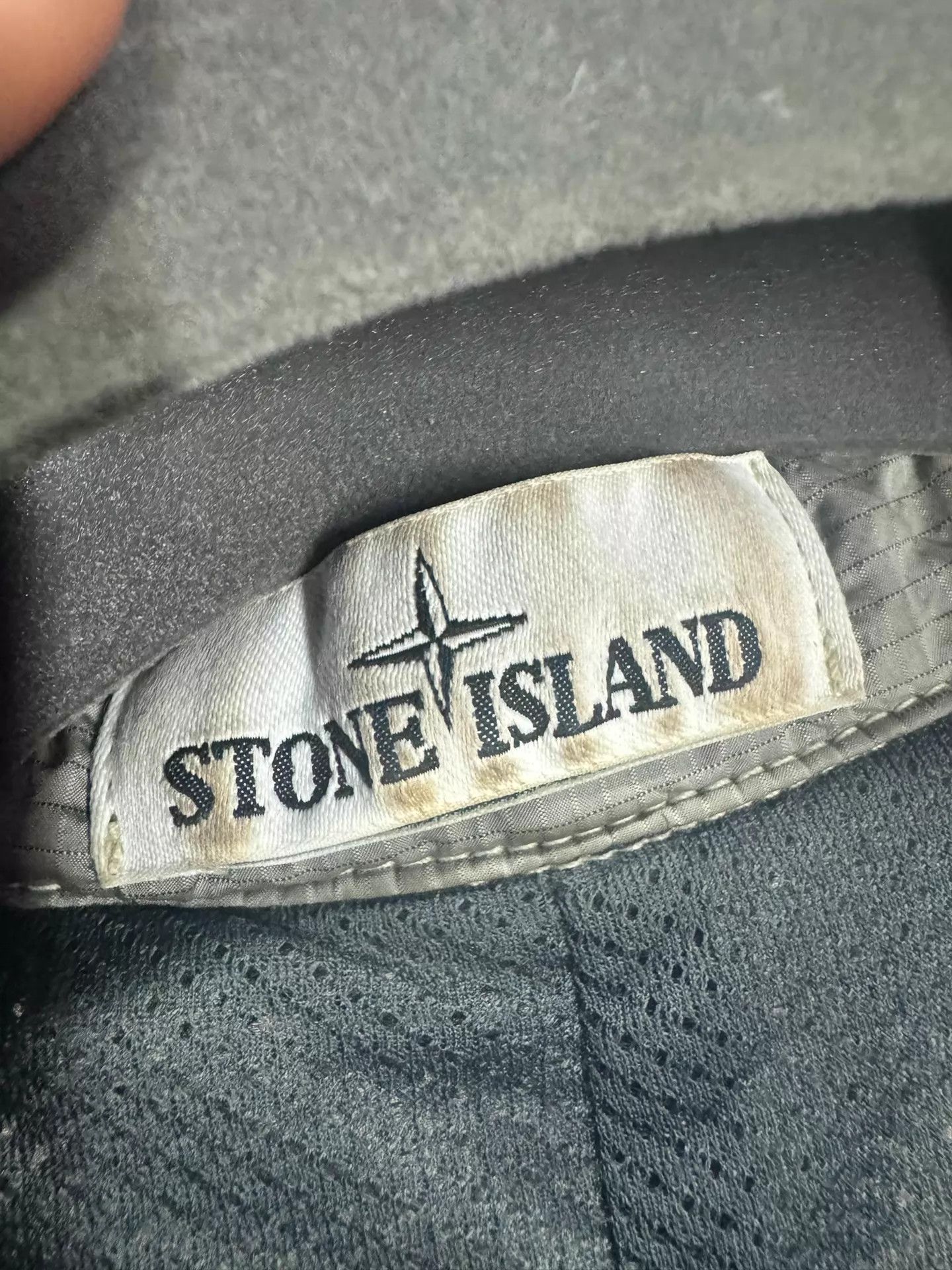 Stone Island Stone Island Metallic Lightweight Jacket M (As New) Size US M / EU 48-50 / 2 - 5 Thumbnail
