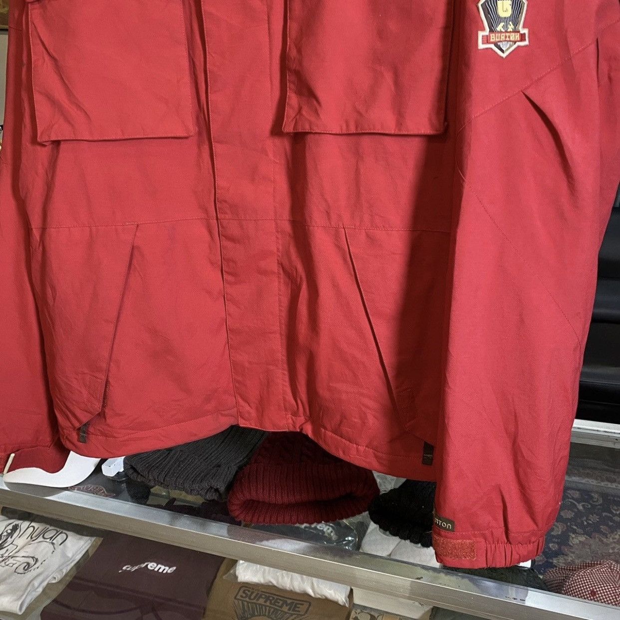 Burton Burton Ronin multi-pocket red snowboarding jackets Size US L / EU 52-54 / 3 - 11 Thumbnail