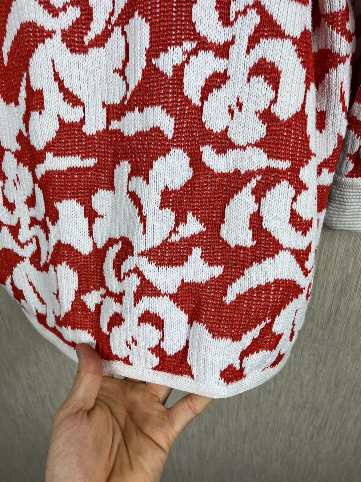 Givenchy Vintage Givenchy knitwear double-breasted floral cardigan Size M / US 6-8 / IT 42-44 - 24 Thumbnail