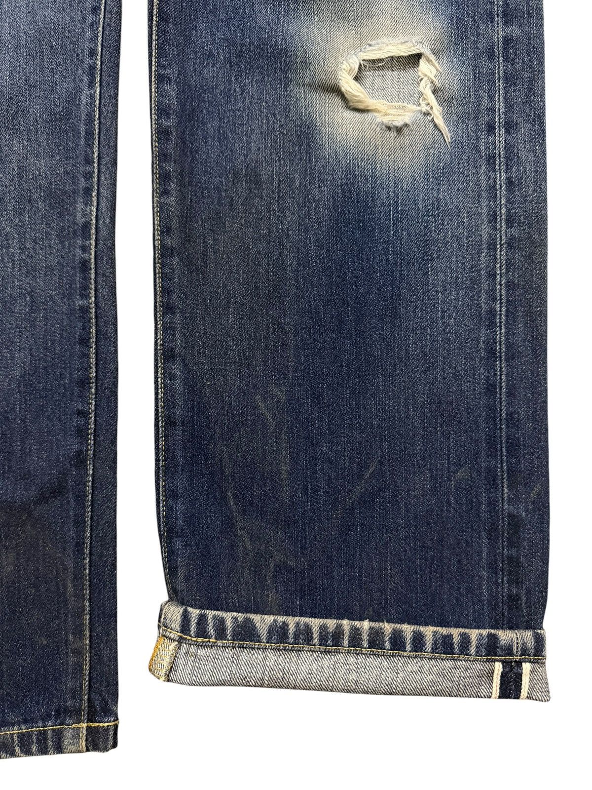 Uniqlo Vintage Y2K Japan Uniqlo Selvegde Faded Distress Loose Fit Size US 34 / EU 50 - 6 Thumbnail