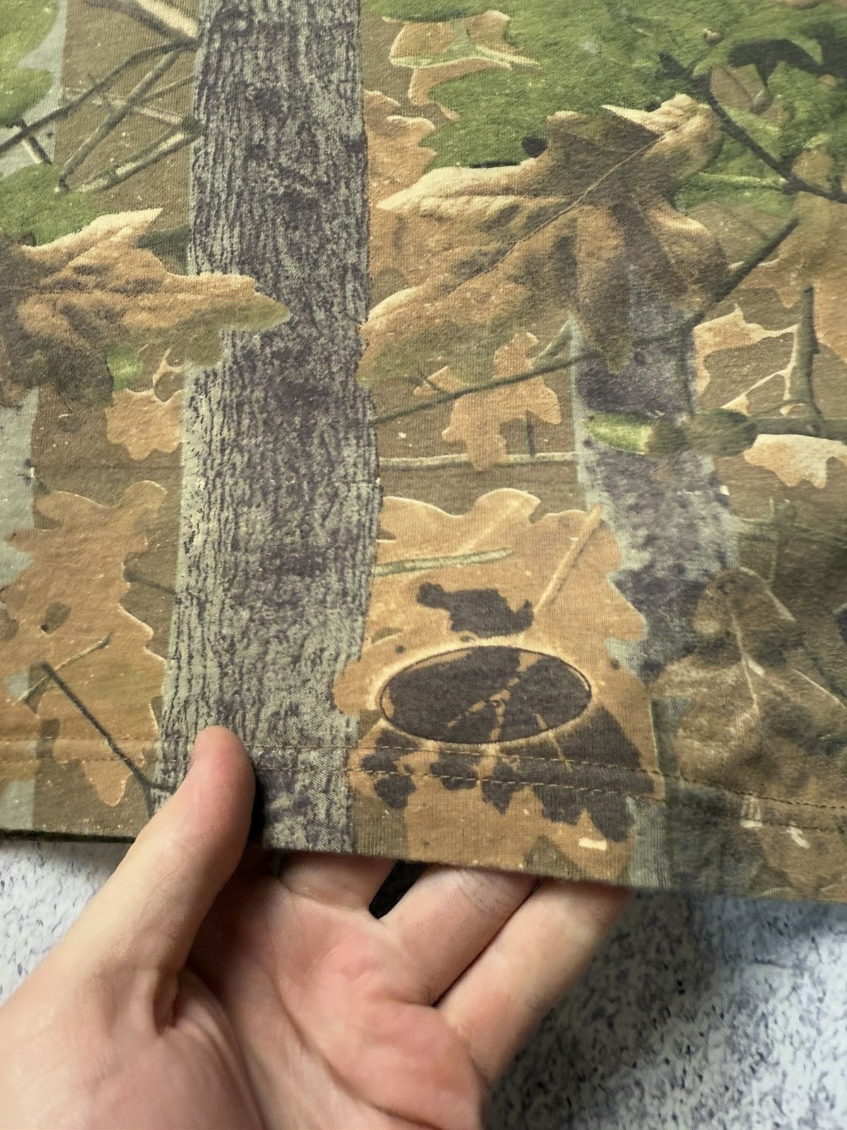 Realtree Crazy Vintage Y2K Realtree Camo T-shirt Carhartt Style Size US XL / EU 56 / 4 - 14 Thumbnail