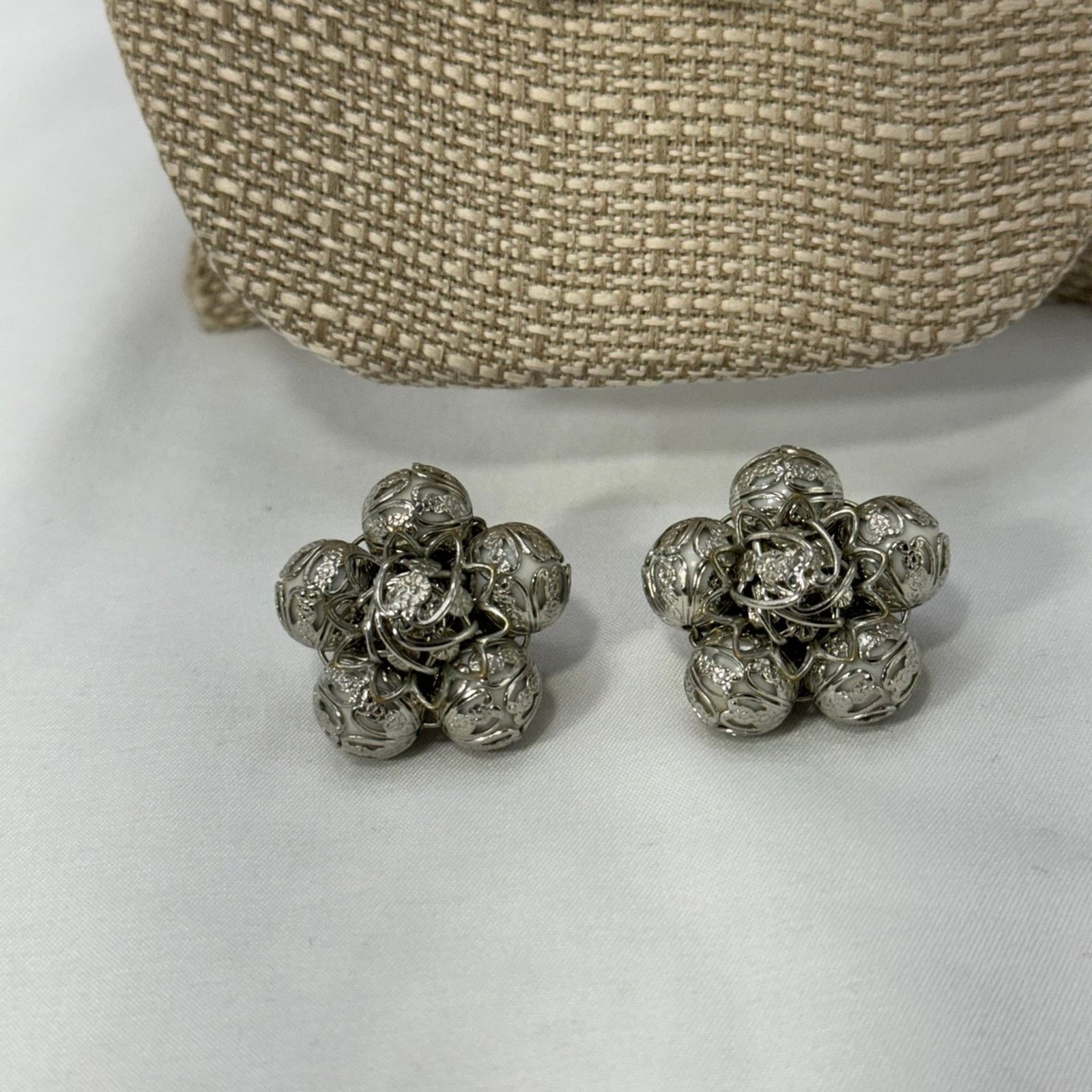 NBDN Nobrandedon VTG beaded and filigree necklace and earring set Size ONE SIZE - 3 Thumbnail