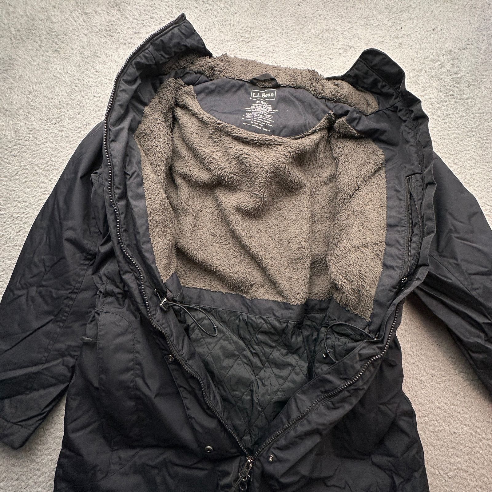 L.L. Bean LL Bean Winter Warmer Coat Medium Black Hooded Jacket Fleece Size M / US 6-8 / IT 42-44 - 10 Thumbnail