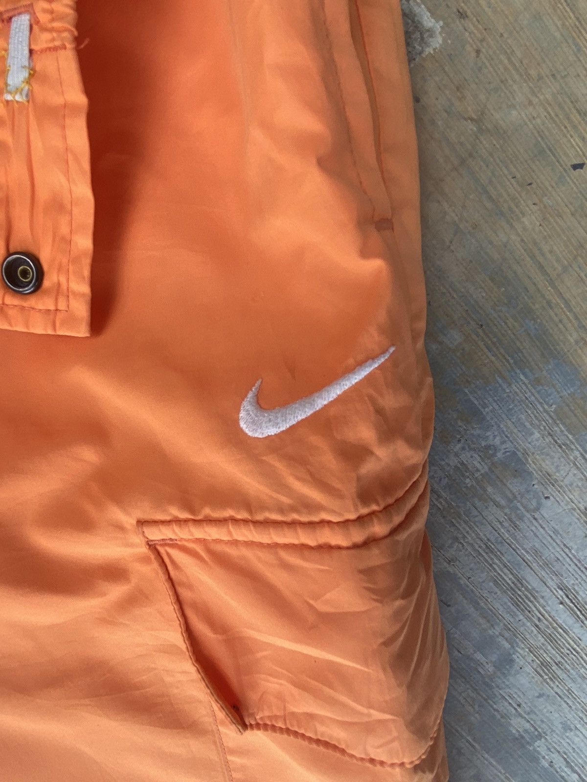 Nike Vintage Nike Y2K parachute nylon cargo pants Size US 30 / EU 46 - 12 Thumbnail