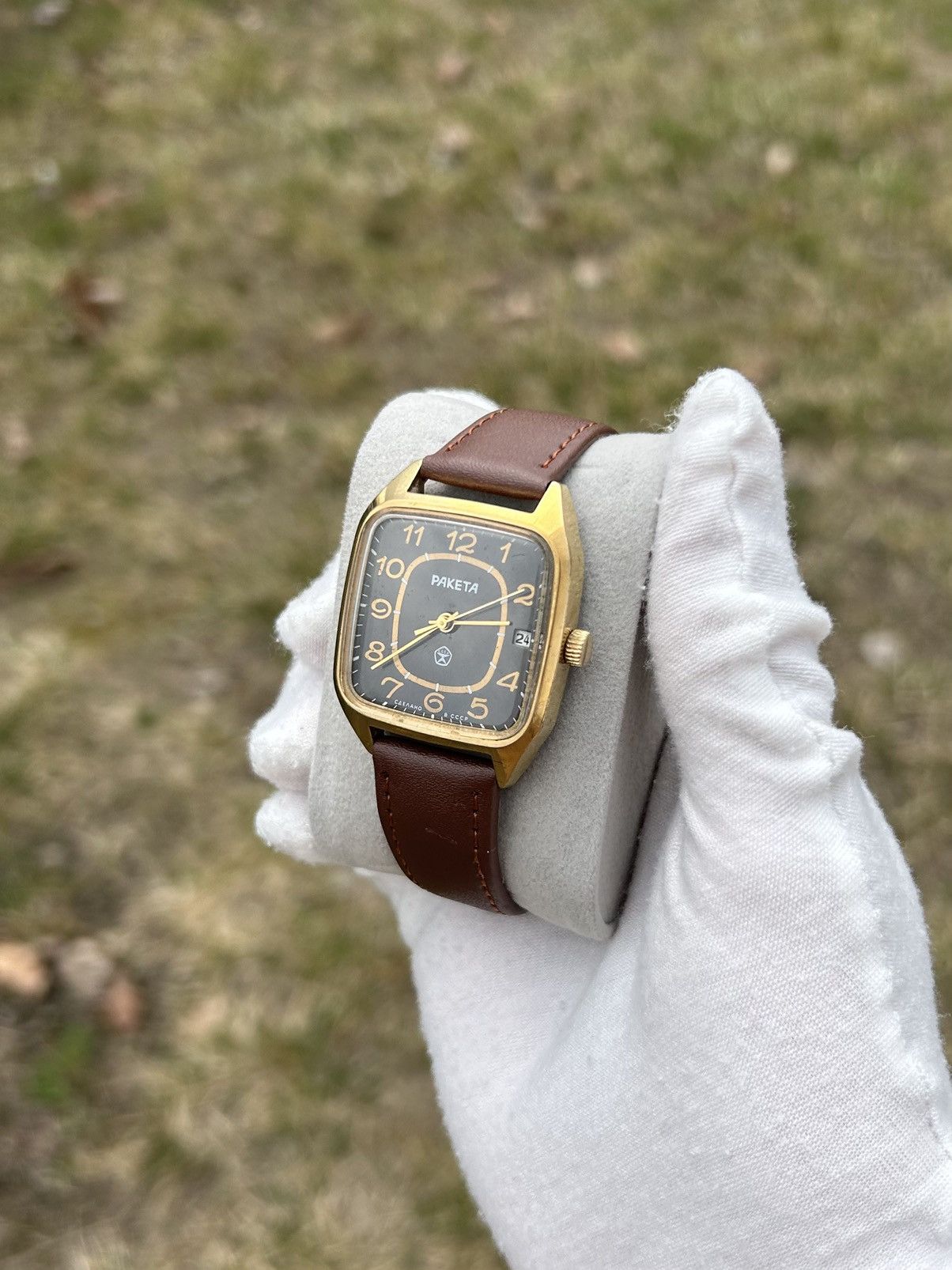 Vintage Vintage Watch Raketa USSR Soviet Mechanical 1980s Size ONE SIZE - 4 Thumbnail