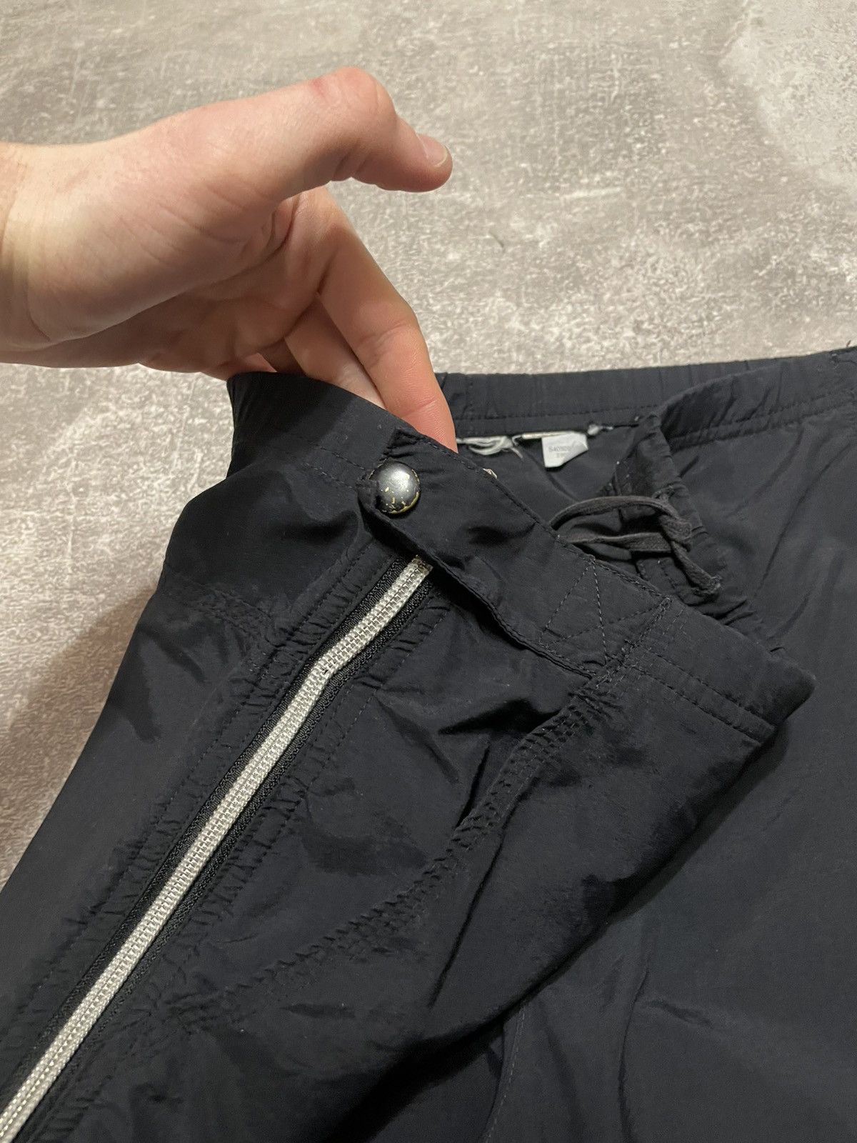 Nike Vintage Nike Nylon Full Zip Track Pants Y2K Size 28" / US 6 / IT 42 - 9 Thumbnail