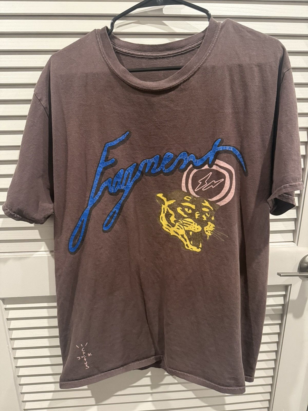 Fragment Design × Kaws × Travis Scott Travis Scott Tiger Fragment tee Size US L / EU 52-54 / 3 - 1 Thumbnail