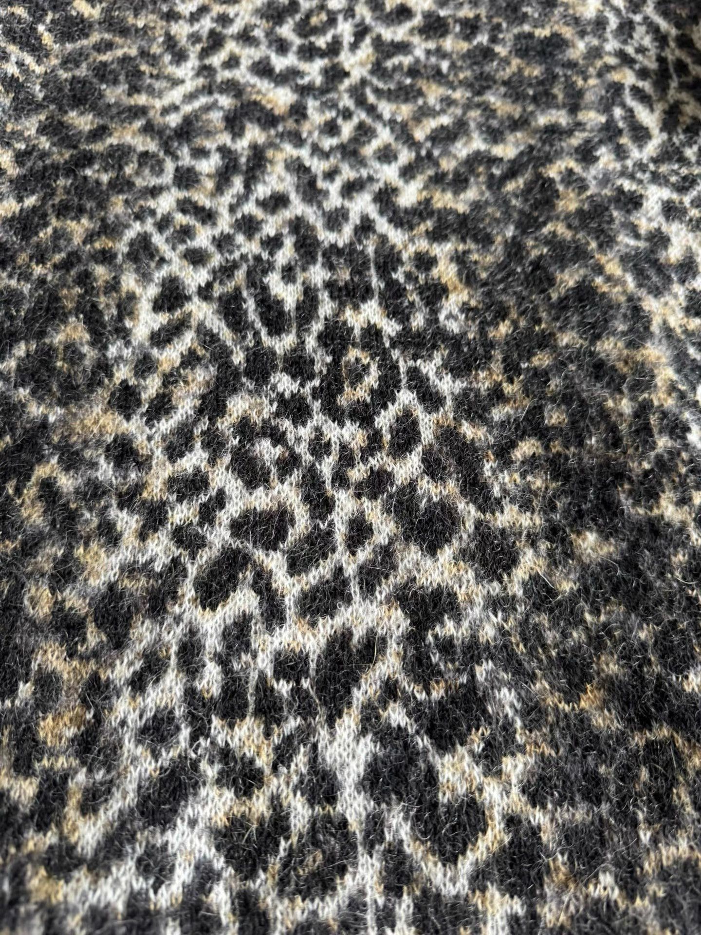 Saint Laurent Paris Saint Laurent Kitten Leopard Print Sweater K33 Size US M / EU 48-50 / 2 - 2 Thumbnail