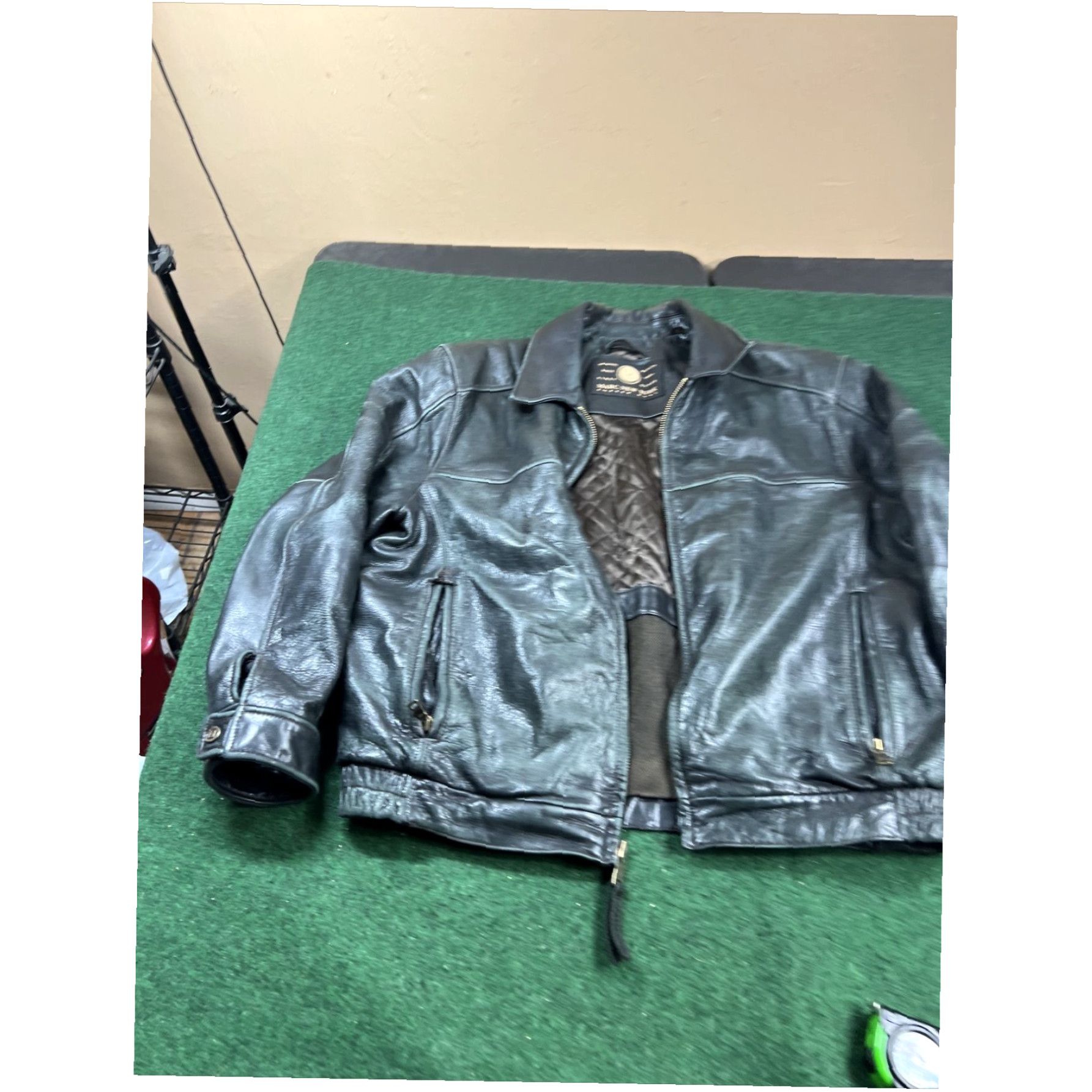 Andrew Marc Marc NY Andrew Marc 1st Class Black Leather Bomber Jacket Sz XL Size US XL / EU 56 / 4 - 1 Thumbnail