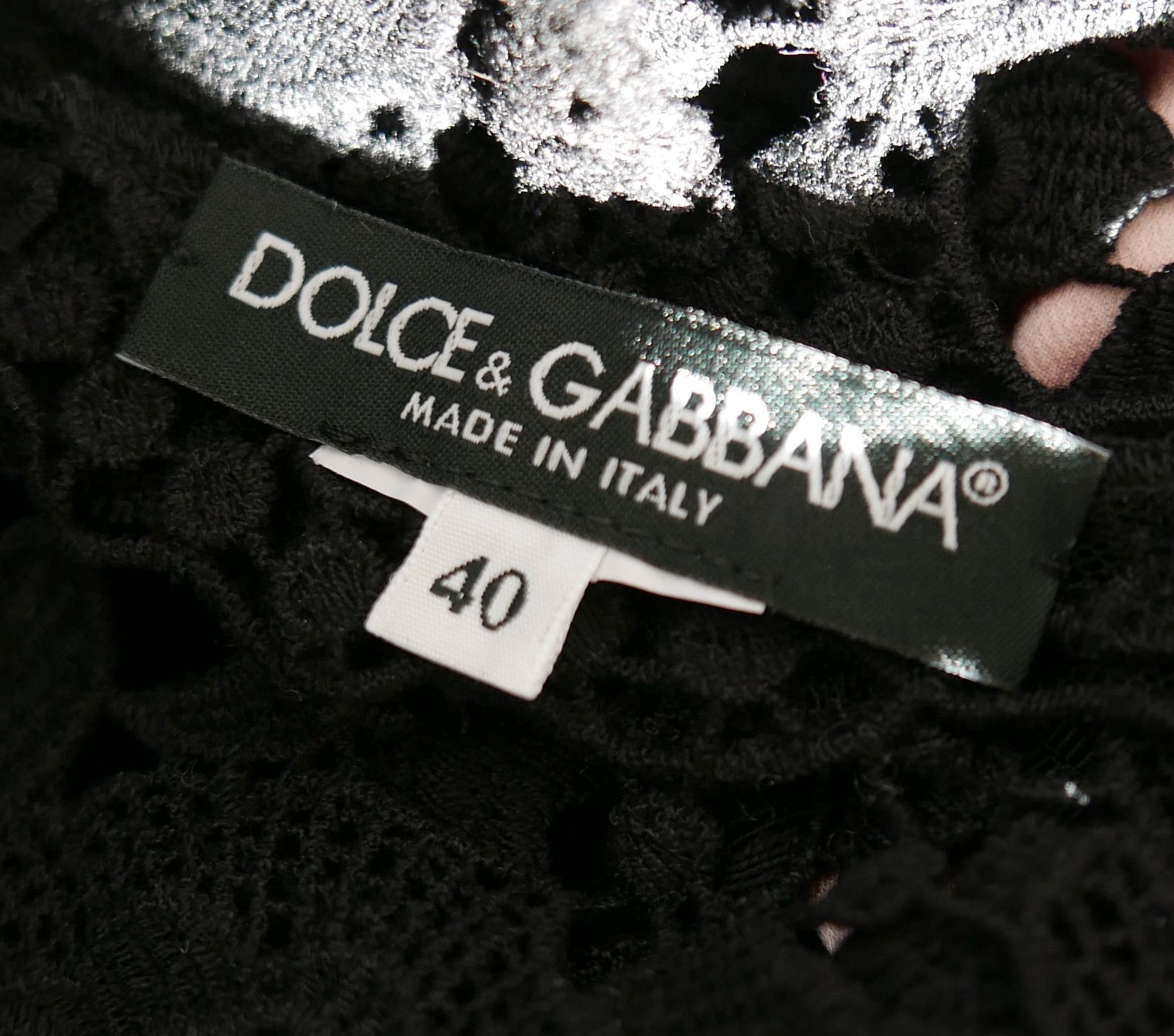 Dolce & Gabbana Dolce & Gabbana Fall 2010 Black Lace Pink Silk Lined Dress Size S / US 4 / IT 40 - 6 Thumbnail