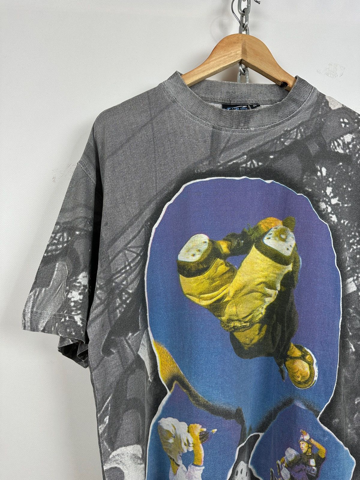 Tony Hawk Vintage All Over Print Skateboard Let’s Go Y2K T-Shirt Size US M / EU 48-50 / 2 - 5 Thumbnail