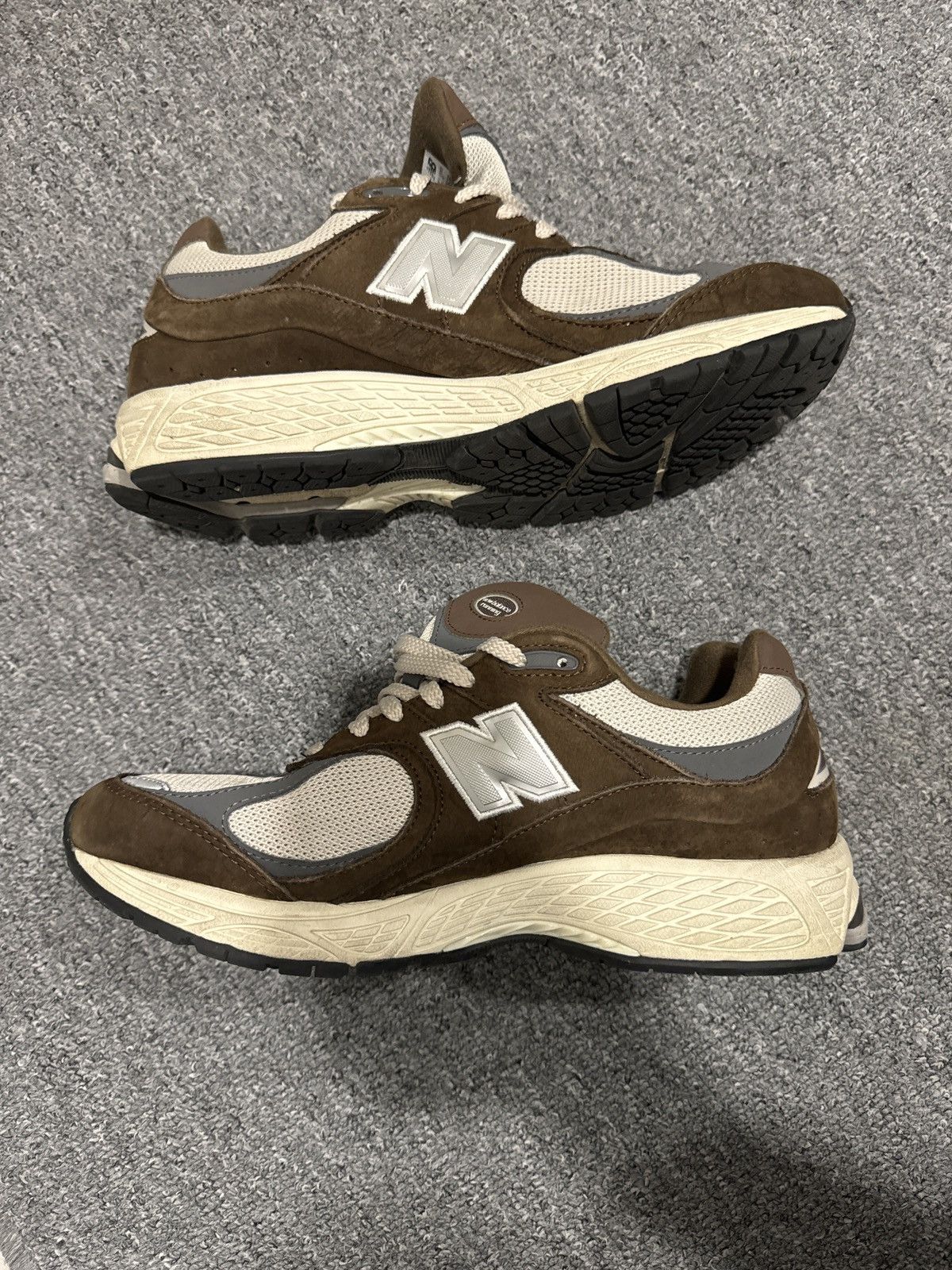 New Balance New balance 2002r Size US 9.5 / EU 42-43 - 1 Thumbnail