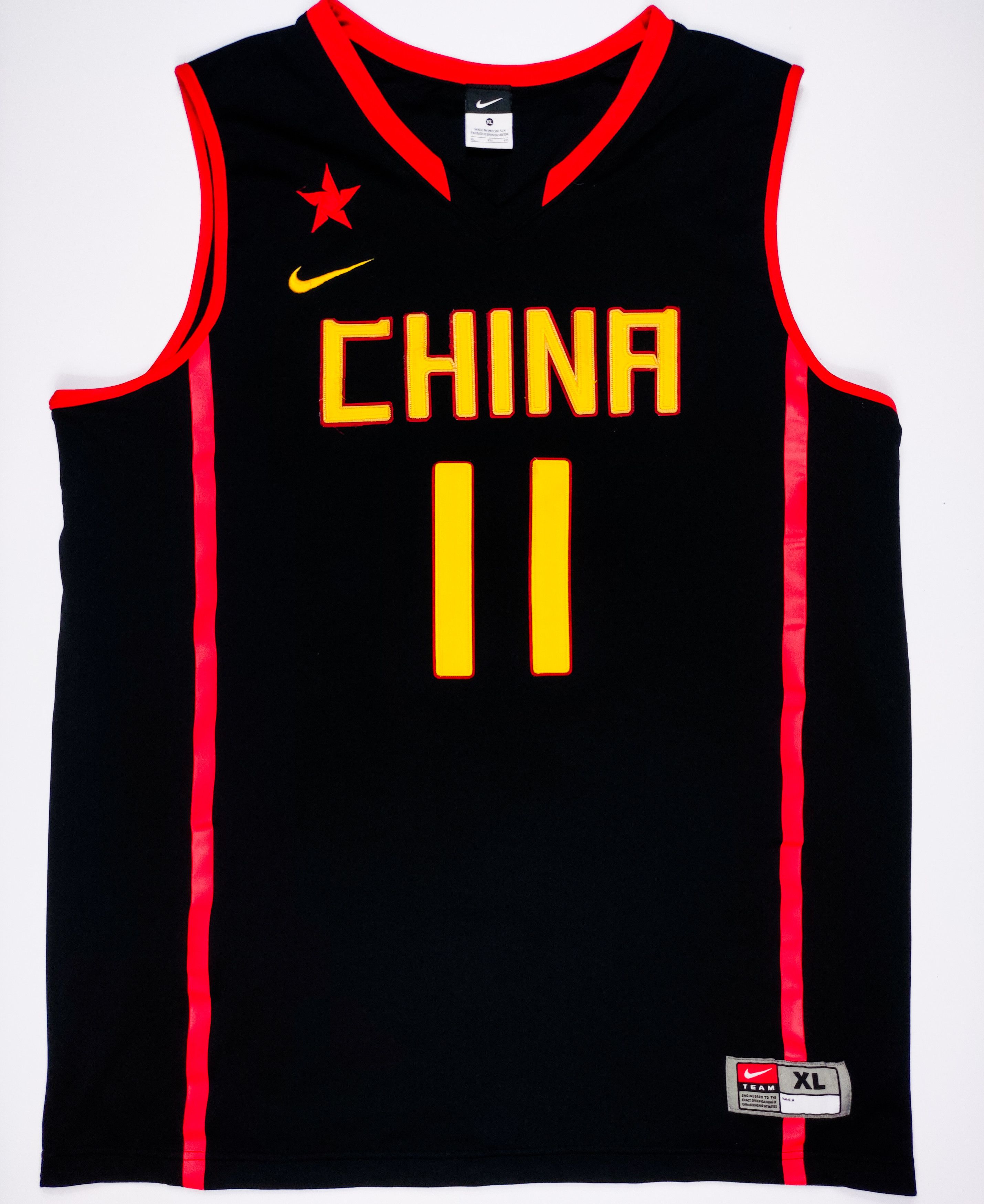 Nike Yi J.L. #11 China Basketball Yi Jianlian Jersey Shirt Kit Size US XL / EU 56 / 4 - 2 Thumbnail