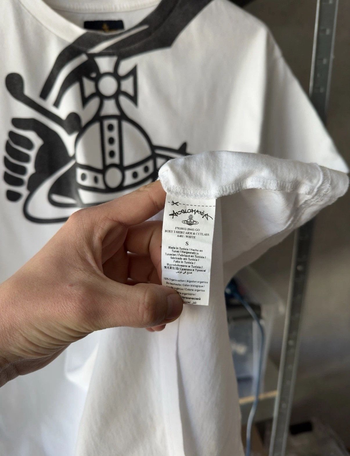 Vivienne Westwood Vivienne Westwood Vintage Big Logo Y2K White T-shirt Men Size US M / EU 48-50 / 2 - 9 Thumbnail