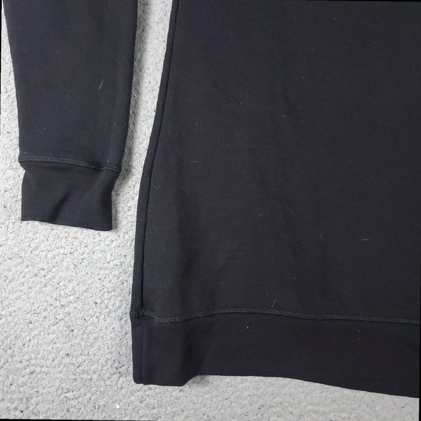 Champion Champion Black Long Sleeve Pullover Sweater Women's Medium Fleece Size M / US 6-8 / IT 42-44 - 3 Thumbnail