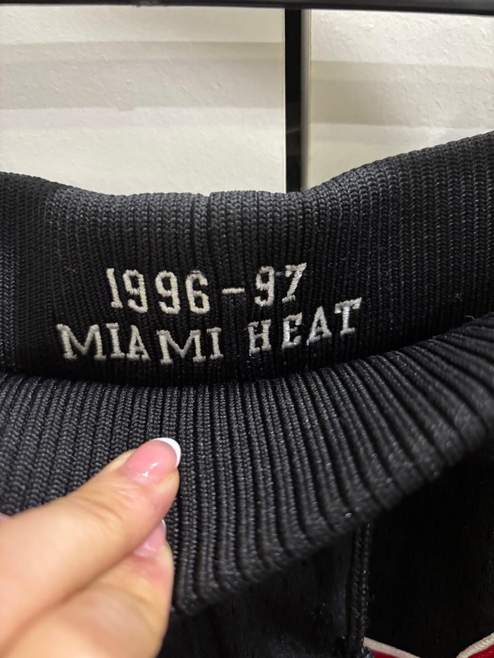 Just Don × Mitchell & Ness Mitchell Ness Just Don Miami Shorts authentic Rare Medium Size US 32 / EU 48 - 3 Thumbnail