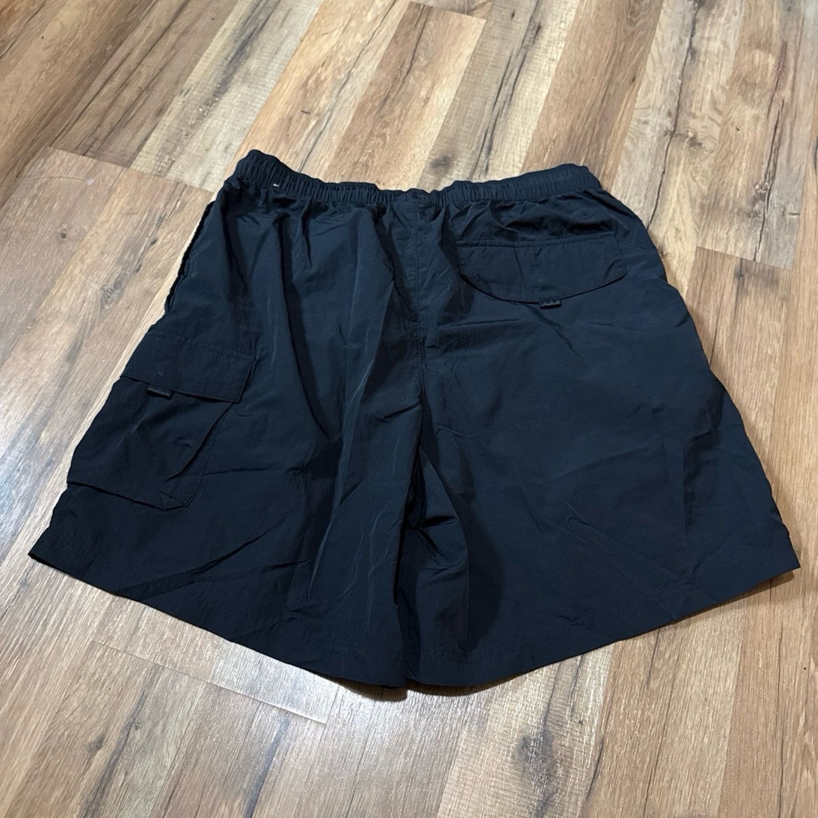 Columbia NWOT Nike Tech Cargo Shorts Size US 30 / EU 46 - 8 Thumbnail