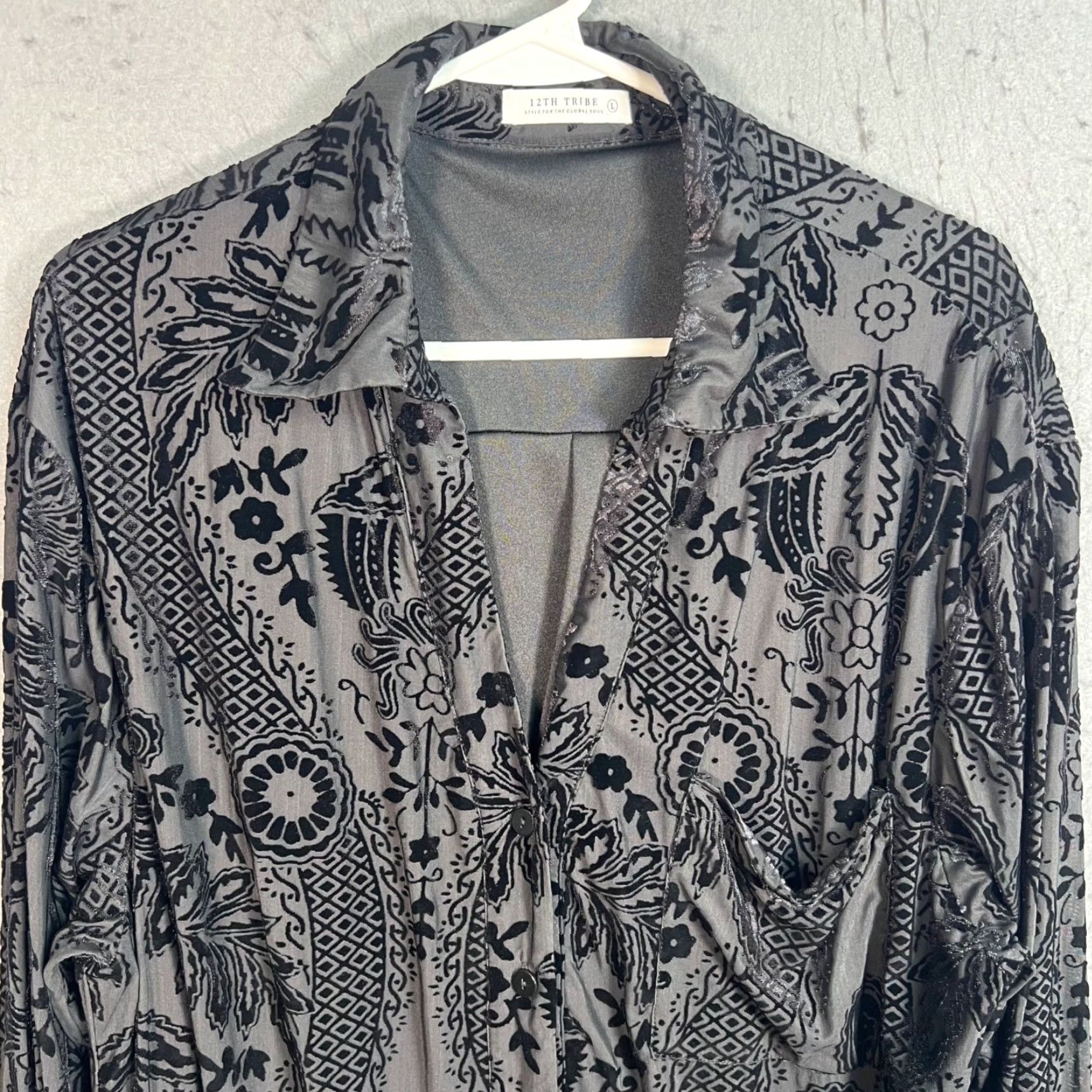 Vintage VINTAGE 12th Tribe Dress Womens Large Black Velvet Patterned Long Sleeve Shirt Size L / US 10 / IT 46 - 5 Thumbnail