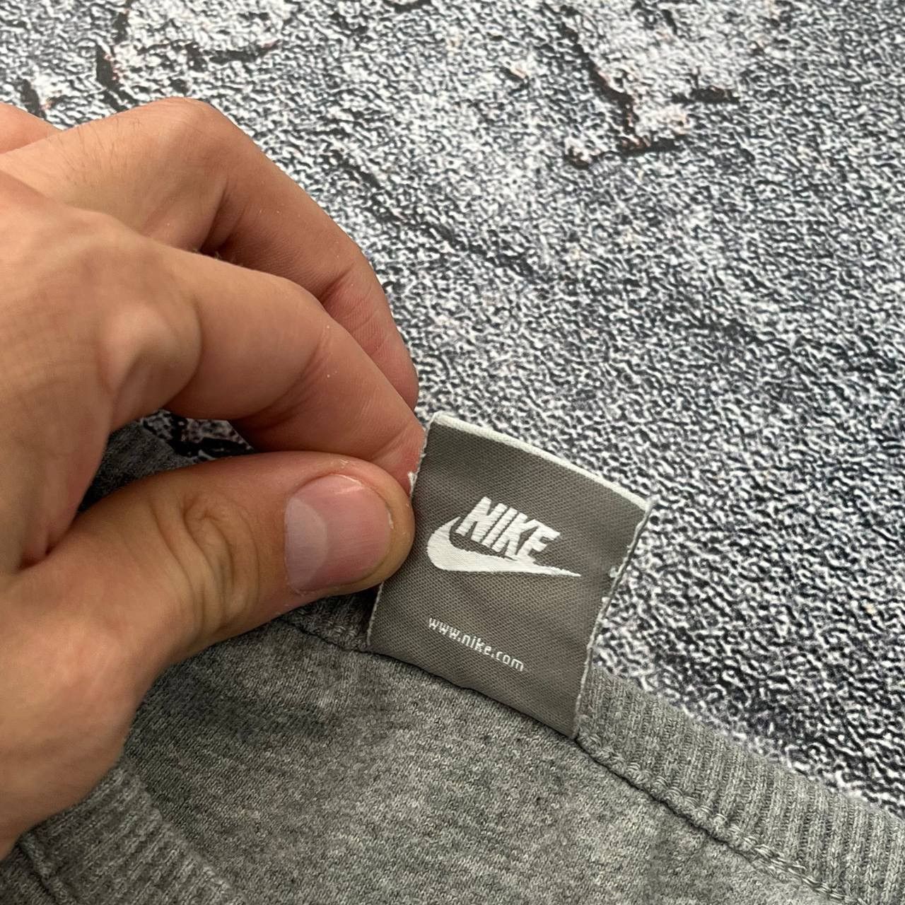 Japanese Brand × Nike × Vintage Vintage Nike y2k Big Swoosh Gray Sweatshirt 2000s Size US M / EU 48-50 / 2 - 6 Thumbnail