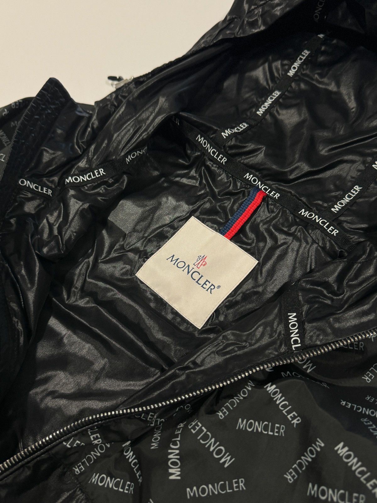 Moncler Moncler Gidayu Logo Print Nylon Jacket Size US L / EU 52-54 / 3 - 7 Thumbnail