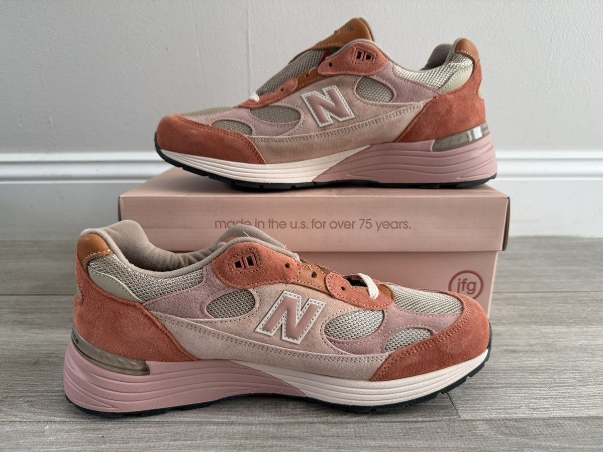 Joe Freshgoods × New Balance Joe Freshgoods New Balance 992 Aged Well Smoke Rose Misty 12 Size US 12 / EU 45 - 2 Thumbnail