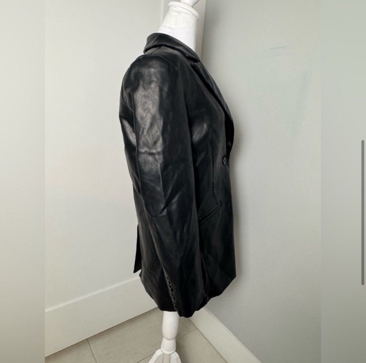 Rebecca Minkoff Rebecca Minkoff Black Lambskin Leather Blazer/Size Small Size S / US 4 / IT 40 - 5 Thumbnail