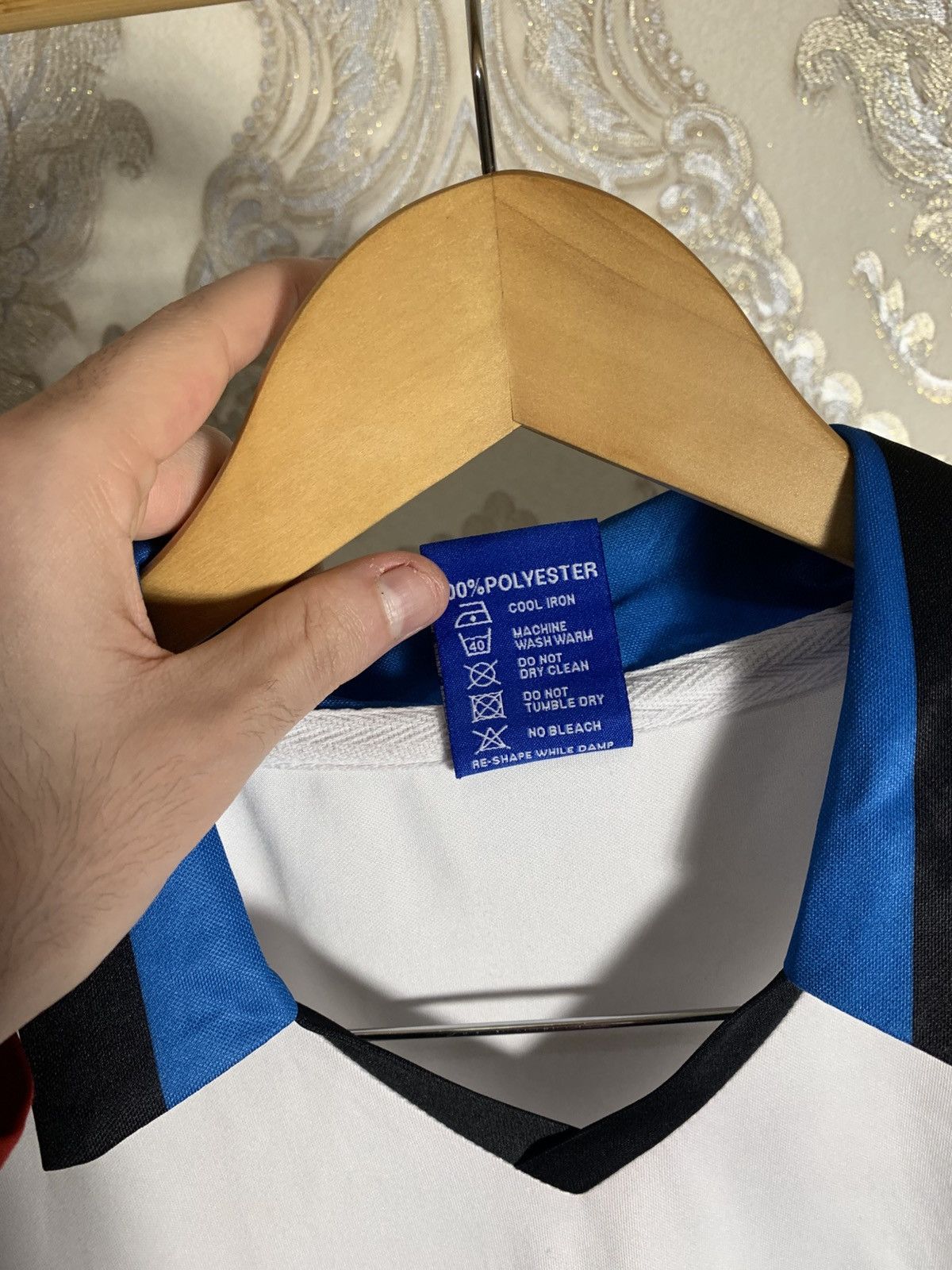 Vintage VERY RARE INTER MILAN ITALY SOCCER JERSEY RETRO BLOKE 90s Size US S / EU 44-46 / 1 - 5 Thumbnail