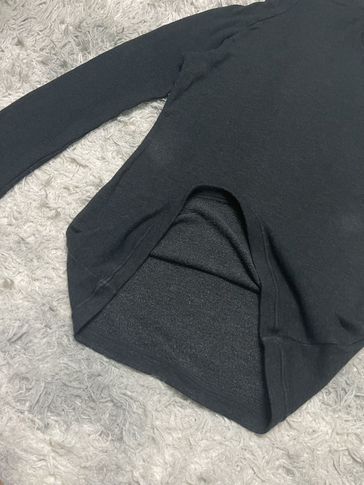 Yohji Yamamoto 90s YOHJI YAMAMOTO ASYMMETRICAL LONG SLEEVE TURTLENECK Size US M / EU 48-50 / 2 - 6 Thumbnail