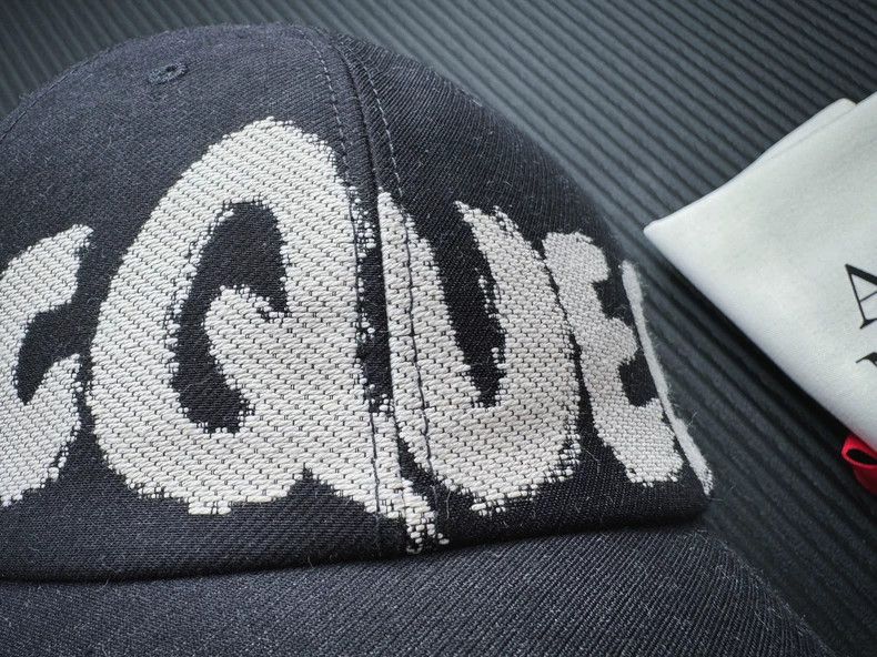 Alexander McQueen Alexander Mcqueen SizeM Sewing hats Size ONE SIZE - 4 Thumbnail
