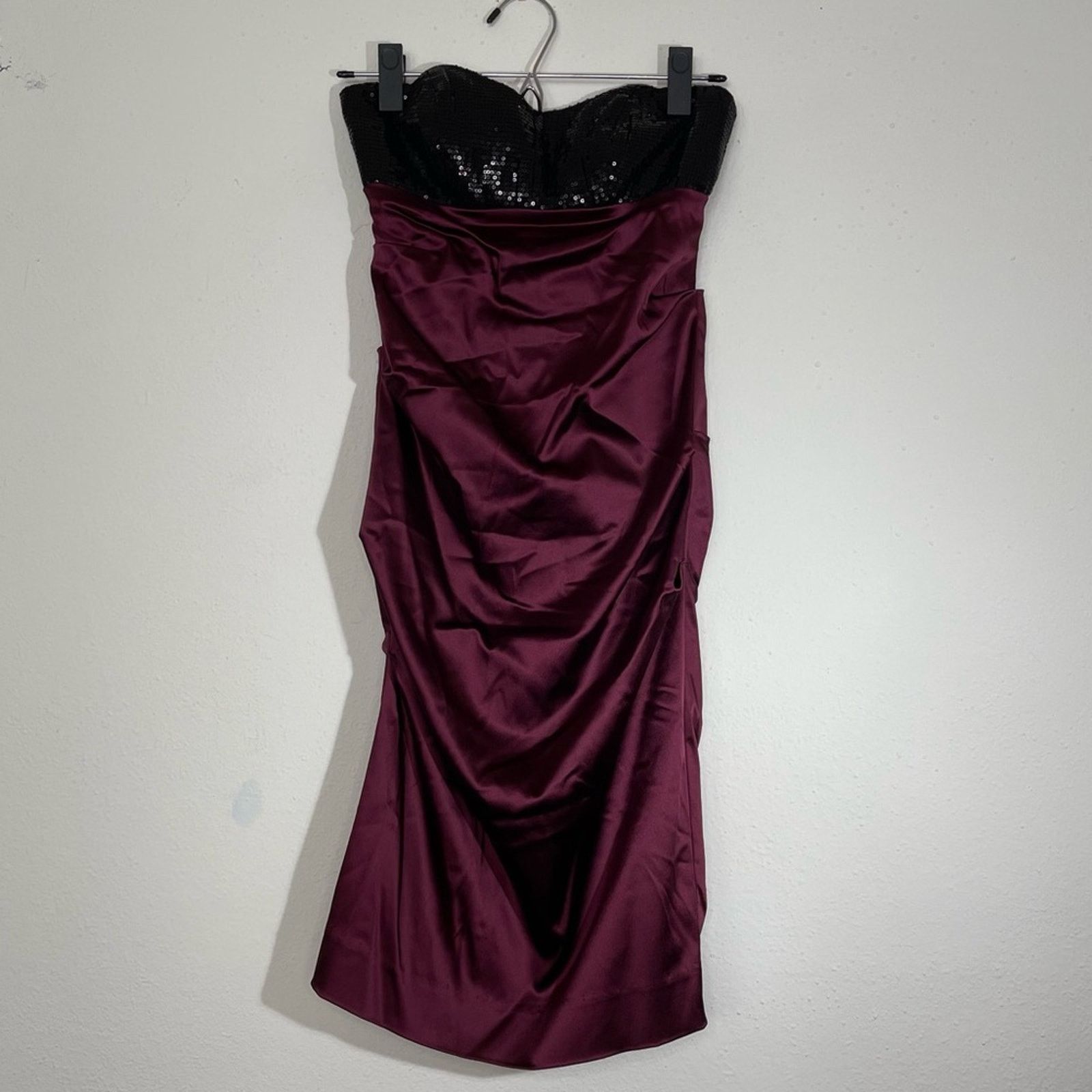 Nicole Miller NICOLE MILLER Strapless Formal Dress Burgundy and Black Sz 2 Size XS / US 0-2 / IT 36-38 - 1 Thumbnail