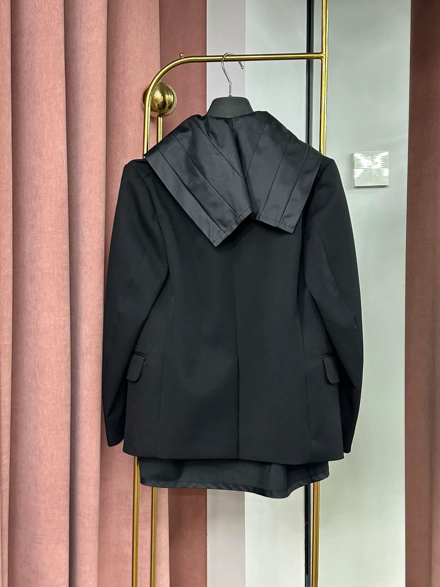 Comme des Garcons Comme des Garcons Black Layered Detachable Blazer Size US M / EU 48-50 / 2 - 3 Thumbnail