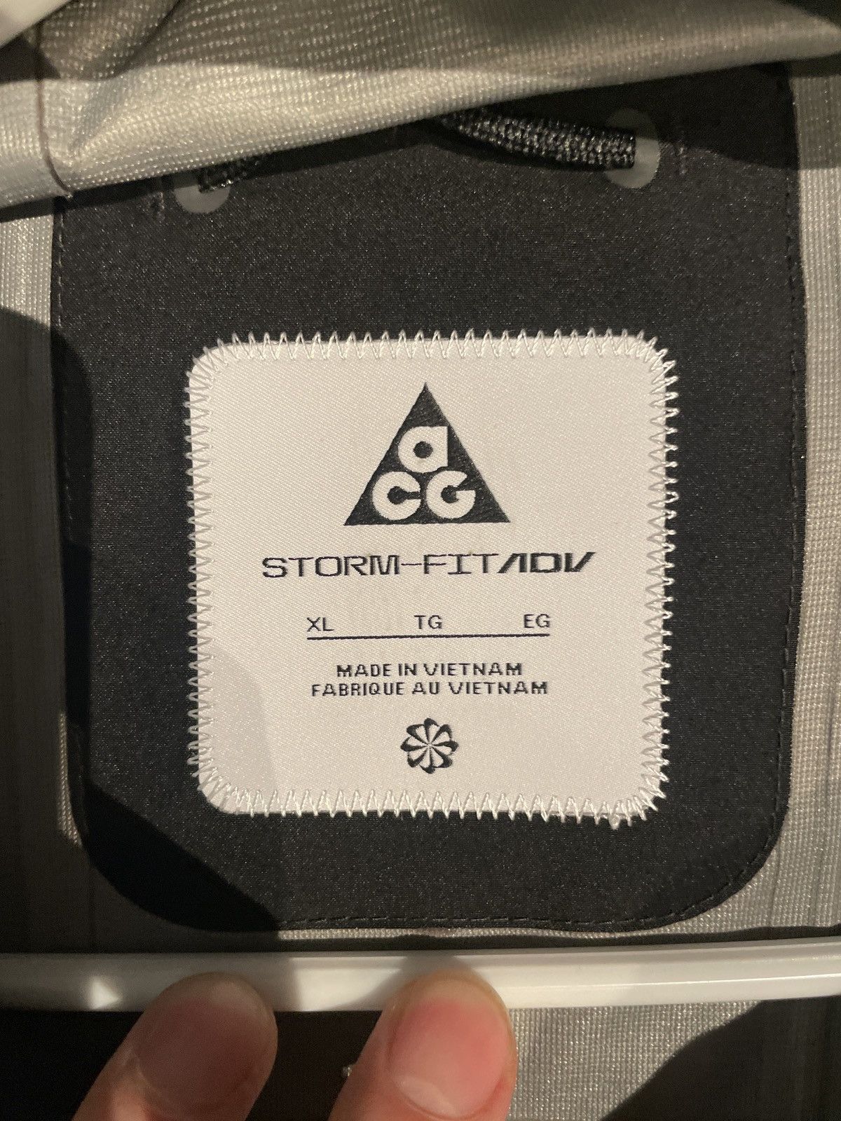 Nike ACG Nike ACG Goretex Summit Rain Jacket Size US M / EU 48-50 / 2 - 3 Thumbnail