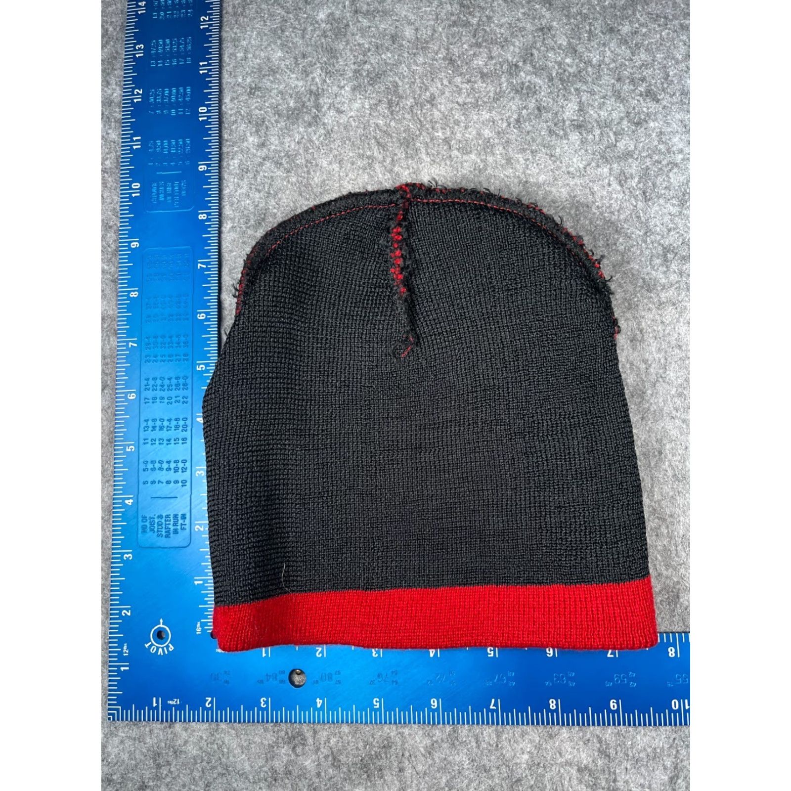 Vintage Paris Accessories Beanie Adult One Size Red Knit Acrylic Lined Ski Hat/Cap Mens Womens Unisex Accessories Beanie Ski Size ONE SIZE - 4 Thumbnail