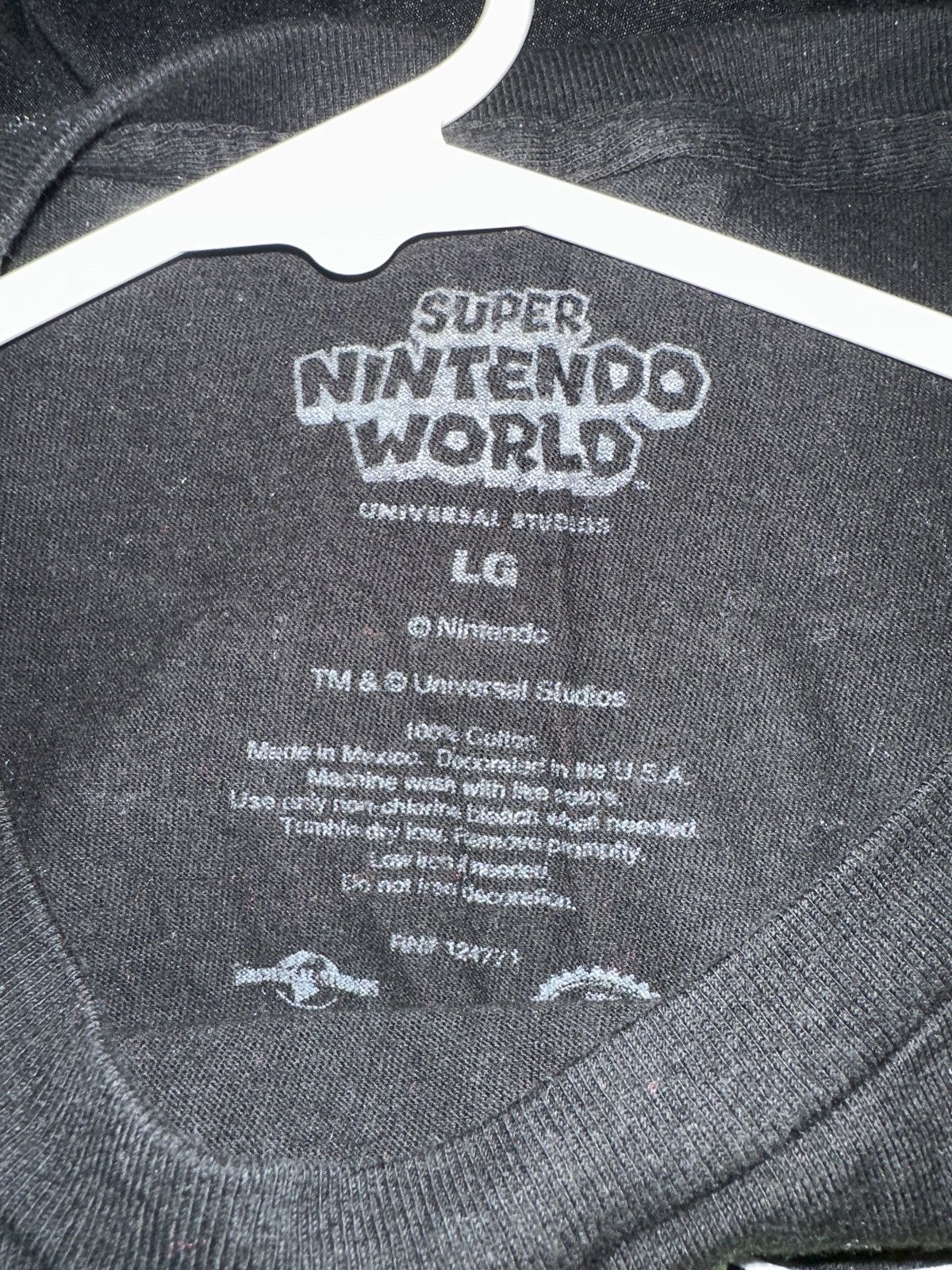 Nintendo Super Nintendo World T Shirt Size US L / EU 52-54 / 3 - 3 Thumbnail